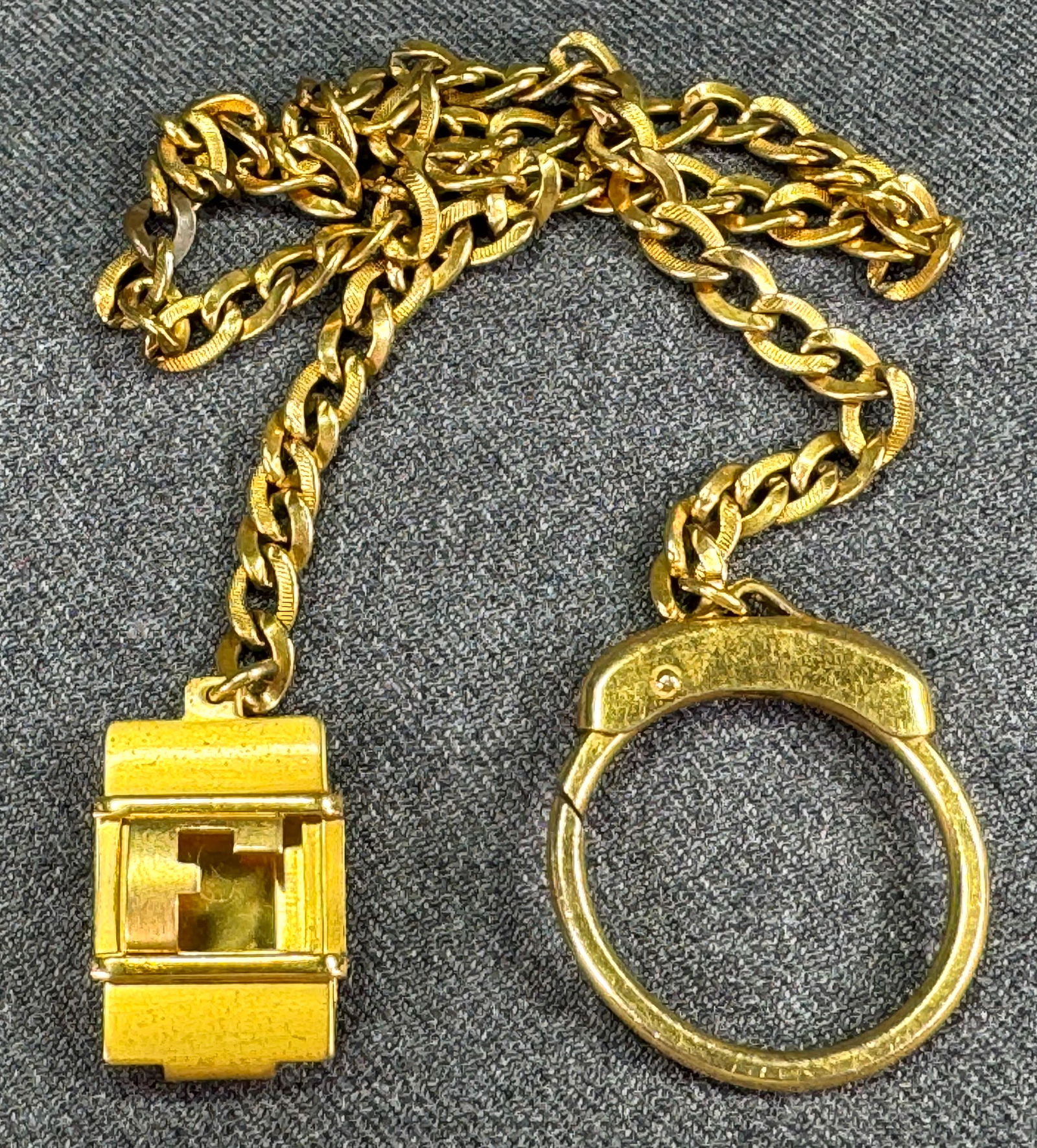 Vintage Swank Buckle shaped Clip Pocket Watch Fob Keychain: IN HOUSE FLAT SHIPPING & HANDLING COST WITHIN ALL THE U.S. : $7 To bypass LiveShipping, and use our In-House shipping service for $7 or shipping combined for multiple lots, please select “Arrange Yo