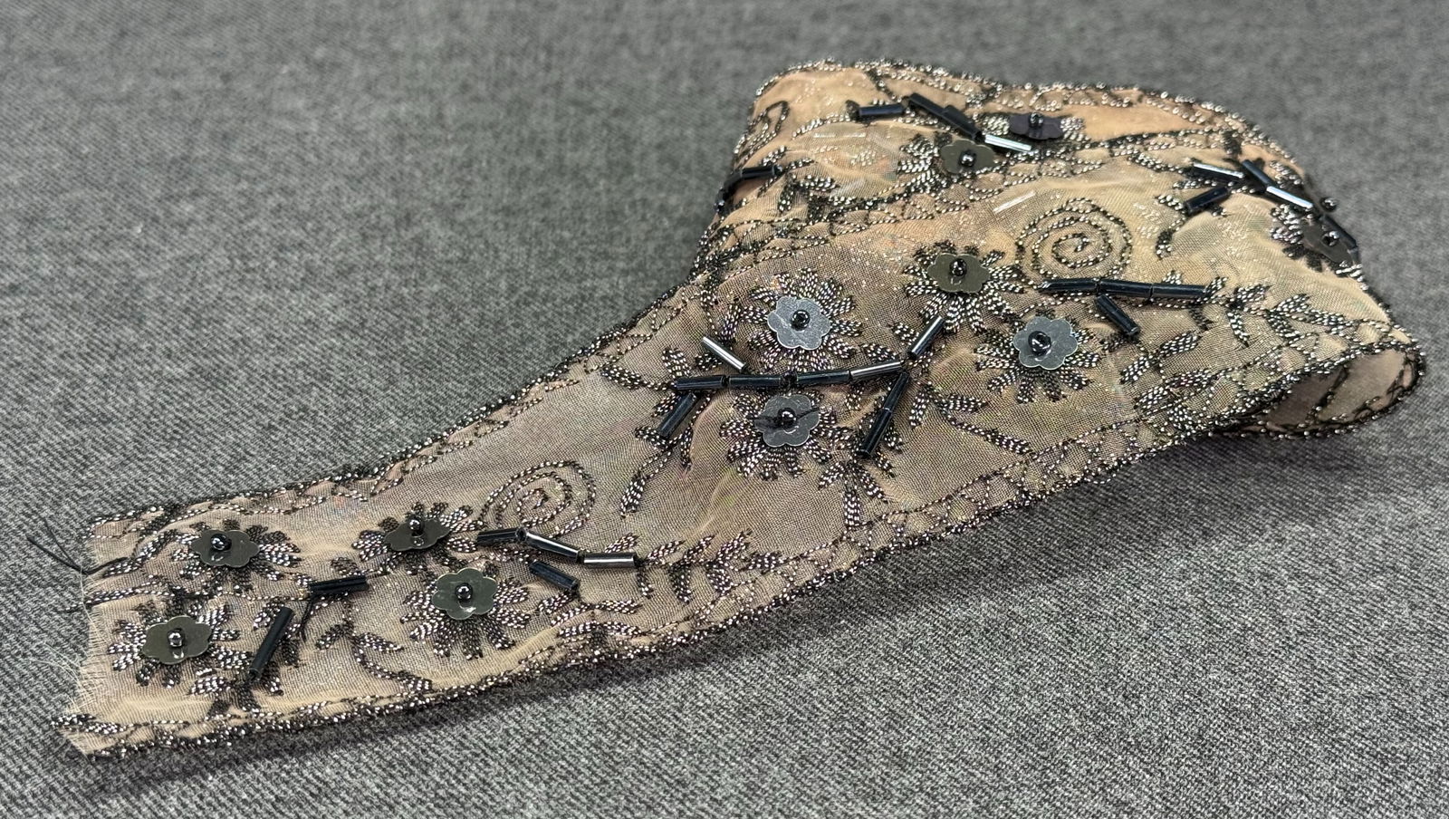 Embroidered silver sequin and beaded organza trim. 1 1/4 yard.: IN HOUSE FLAT SHIPPING & HANDLING COST WITHIN ALL THE U.S. : $7 To bypass LiveShipping, and use our In-House shipping service for $7 or shipping combined for multiple lots, please select “Arrange Yo