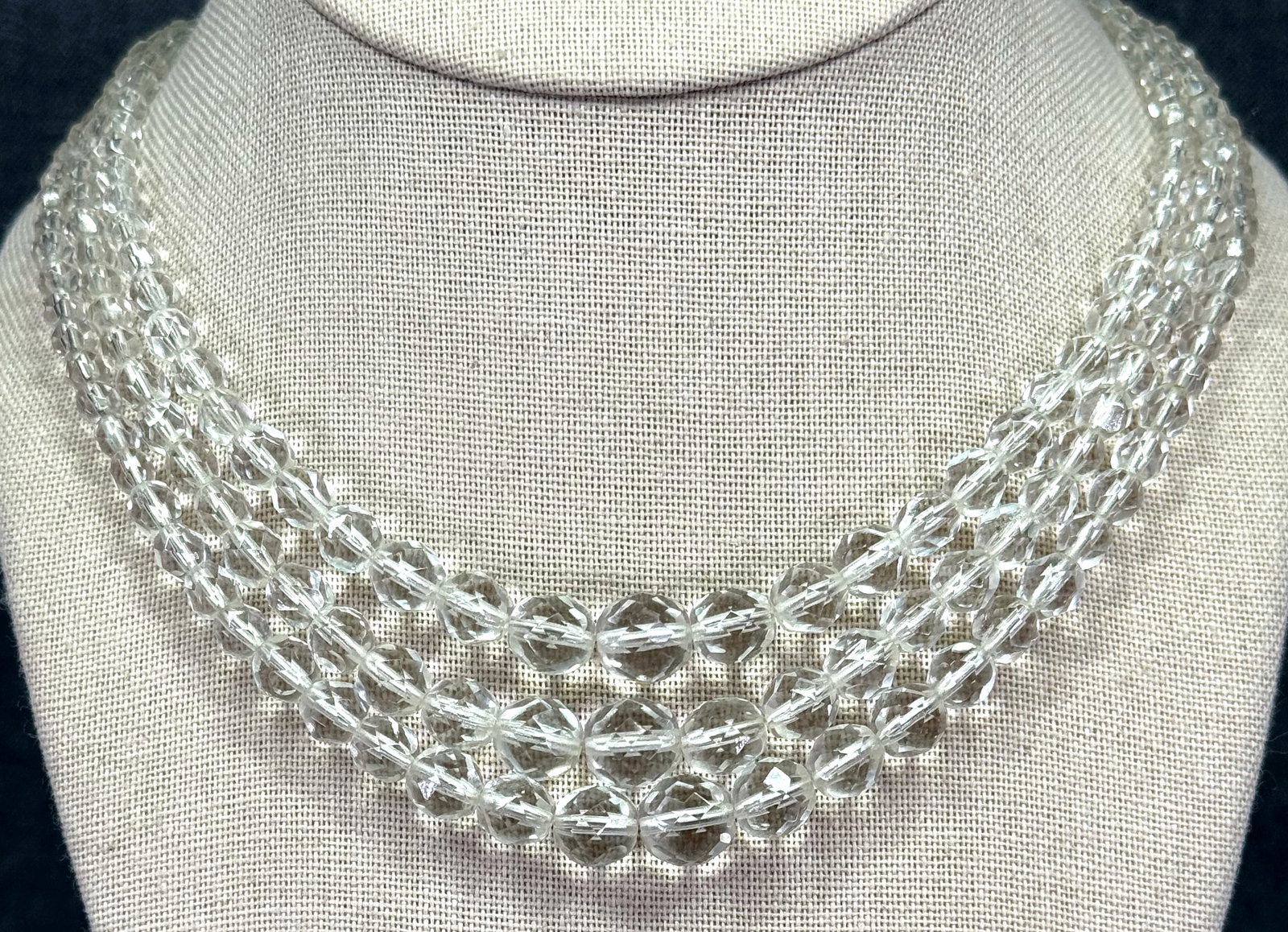 Vintage graduated faceted clear crystals 3 strands collar necklace. Filigree clasp.: IN HOUSE FLAT SHIPPING & HANDLING COST WITHIN ALL THE U.S. : $7 To bypass LiveShipping, and use our In-House shipping service for $7 or shipping combined for multiple lots, please select “Arrange Yo