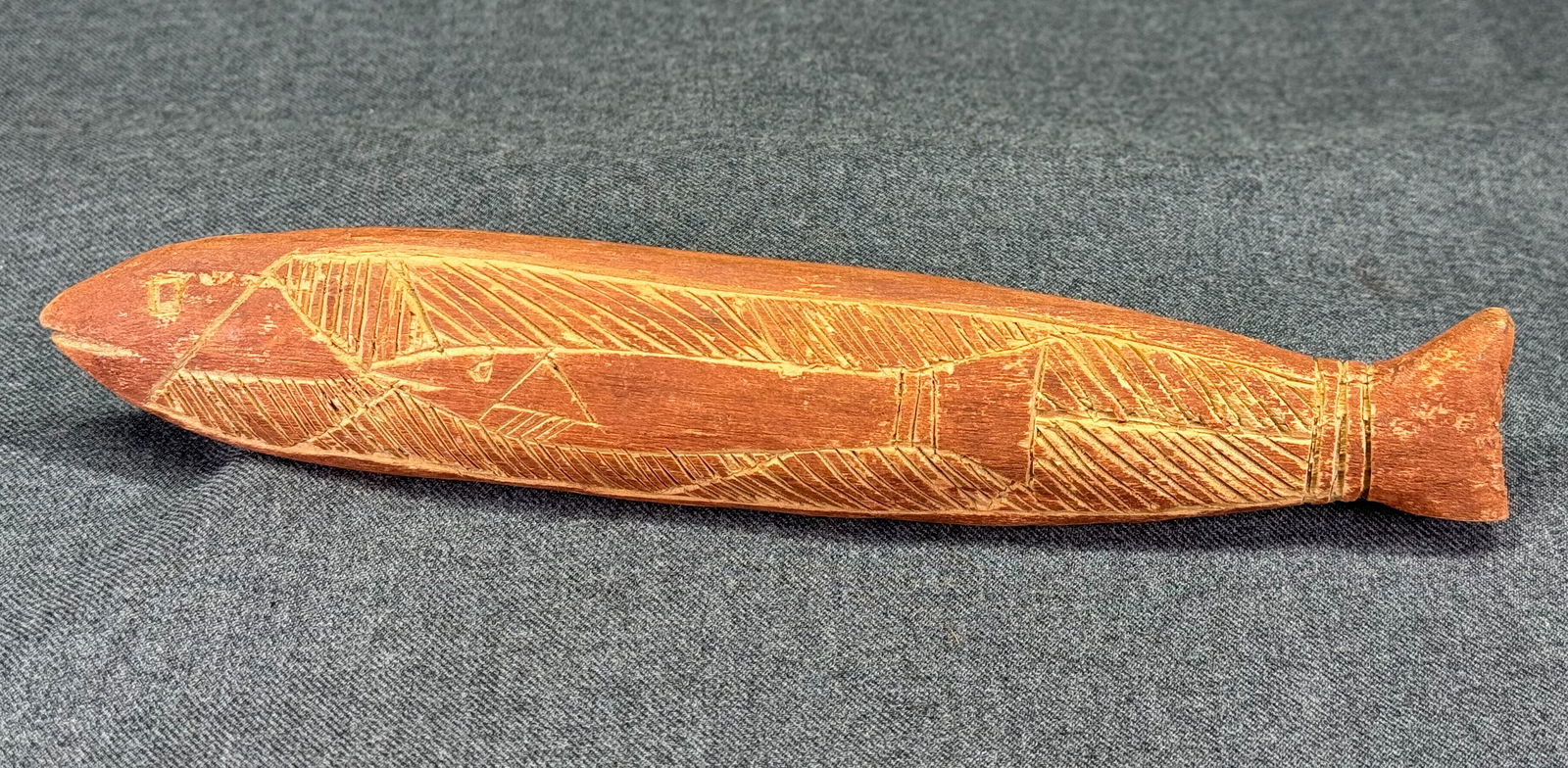 Aboriginal Australia Fish Figure. Carved and decorated wood with ochre.: IN HOUSE FLAT SHIPPING & HANDLING COST WITHIN ALL THE U.S. : $10 To bypass LiveShipping, and use our In-House shipping service for $10 or shipping combined for multiple lots, please select “Arrange