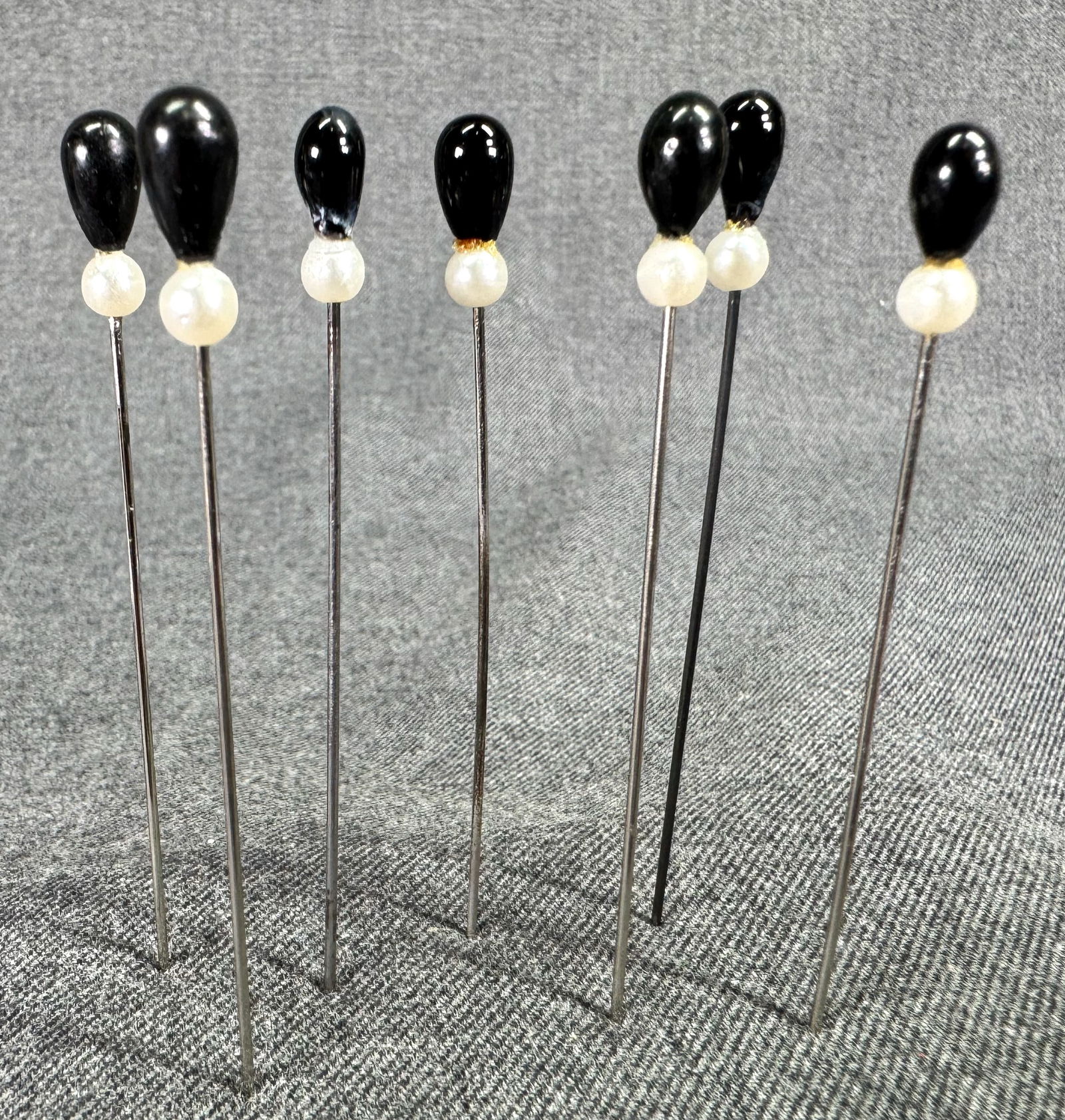 Vintage pearly & black plastic / glass beads hat pins hatpins. Lot of 7: IN HOUSE FLAT SHIPPING & HANDLING COST WITHIN ALL THE U.S. : $7 To bypass LiveShipping, and use our In-House shipping service for $7 or shipping combined for multiple lots, please select “Arrange Yo