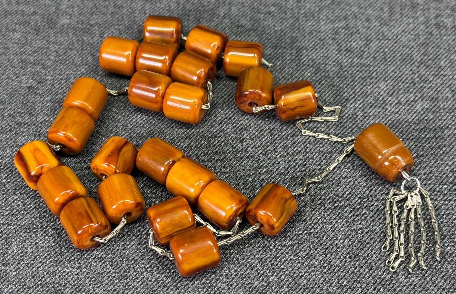 Vintage bakelite 23 Islamic Prayer Beads. Chain string and tassel (1 of 9)