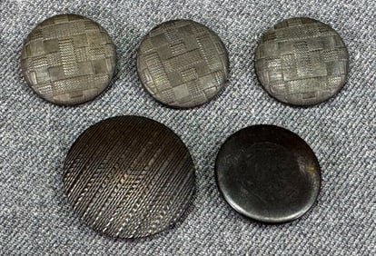 Vintage assorted mourning black printed tagua buttons. Lot of 5