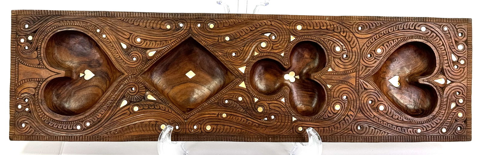 Trobriand Islands Poker Suits Large Bowl. Carved Wood with MOP inlay. (1 of 7)