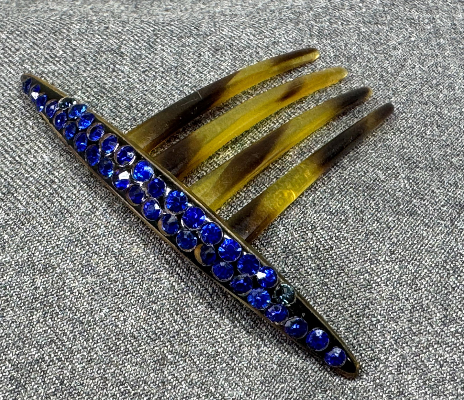 Vintage blue rhinestones celluloid haircomb (1 of 7)