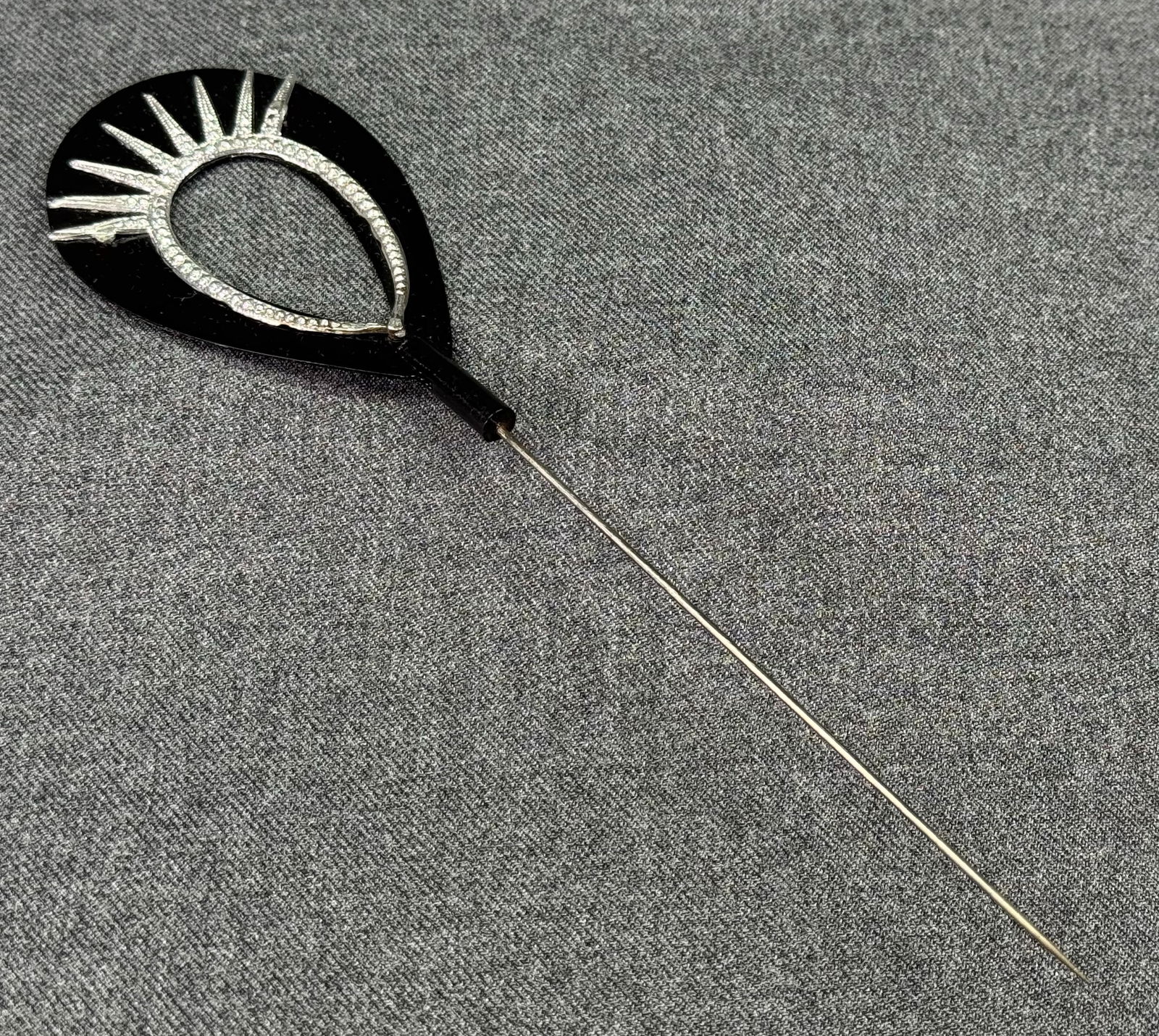 Antique art deco silvertoned metal crown black celluloid hatpin hat pin: IN HOUSE FLAT SHIPPING & HANDLING COST WITHIN ALL THE U.S. : $7 To bypass LiveShipping, and use our In-House shipping service for $7 or shipping combined for multiple lots, please select “Arrange Yo