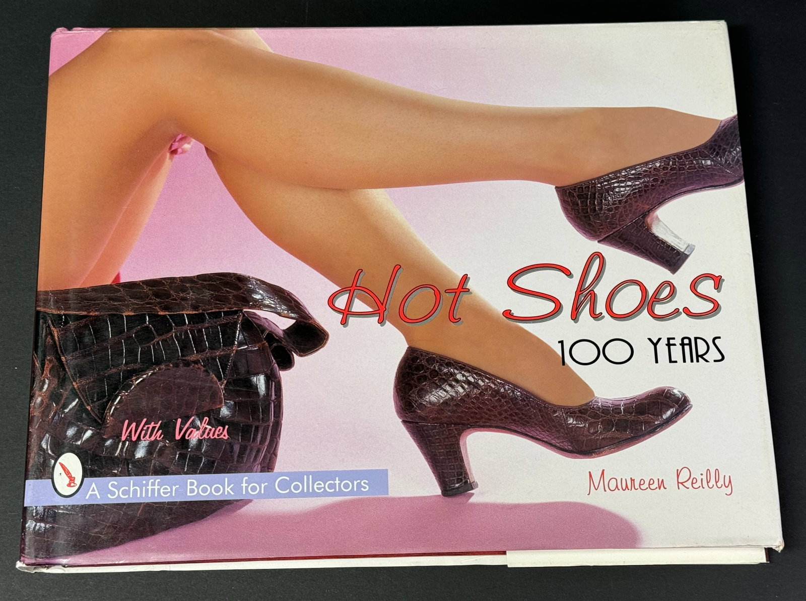 Hot Shoes: One Hundred Years Schiffer Book for Collectors . Reilly, Maureen.: IN HOUSE FLAT SHIPPING & HANDLING COST WITHIN ALL THE U.S. : $15 To bypass LiveShipping, and use our In-House shipping service for $15 or shipping combined for multiple lots, please select “Arrange 