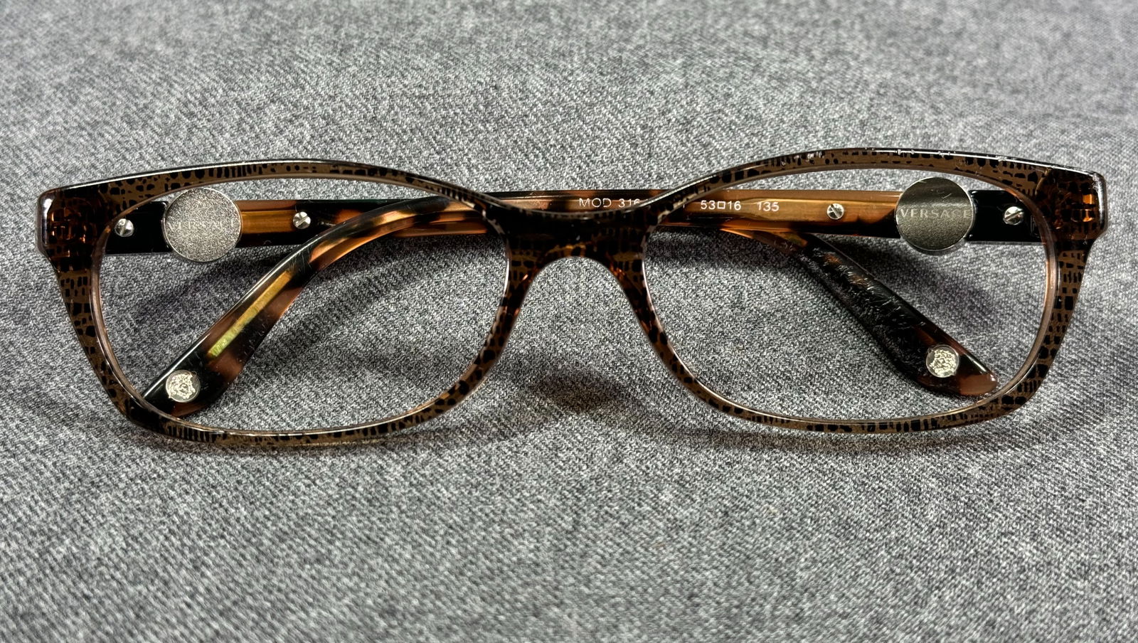 Versace MOD 3164 991, 53-16-135 Eyeglasses Frame with case. Made in Italy: IN HOUSE FLAT SHIPPING & HANDLING COST WITHIN ALL THE U.S. : $8 To bypass LiveShipping, and use our In-House shipping service for $8 or shipping combined for multiple lots, please select “Arrange Yo