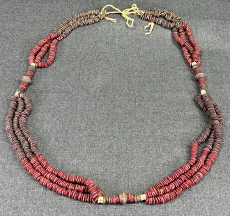AmazonianTribal Necklace. Seeds, Fish Vertabrae: AmazonianTribal Necklace. Seeds, Fish Vertabrae. For measures please refer to the pictures taken with a measuring tape. Weight: 95 Grams This is a NO RESERVE AUCTION: there are no hidden or confidenti