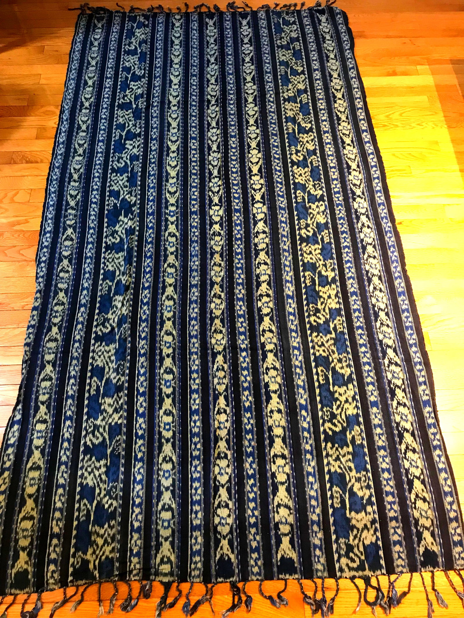 Indonesian Ikat Weaving. Cotton. (1 of 10)