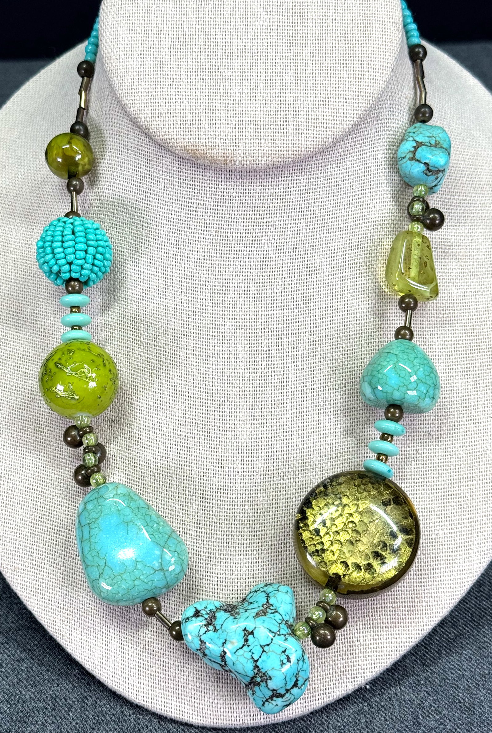 Treska aqua, turquoise & greenish assorted materials beads necklace: Treska aqua, turquoise & greenish assorted materials beads necklace. Marked. For measures please refer to the pictures taken with a measuring tape. Weight: 60 Grams. This is a NO RESERVE AUCTION: ther