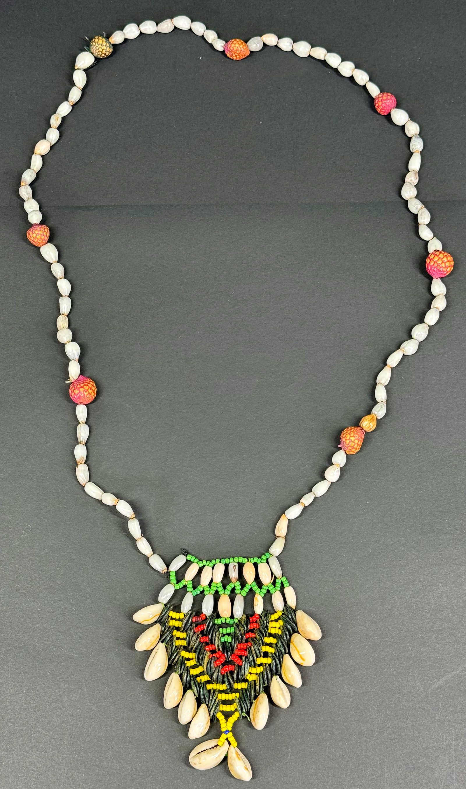 Vintage ethnic glass beads, nasa shells & seeds necklace. (1 of 9)