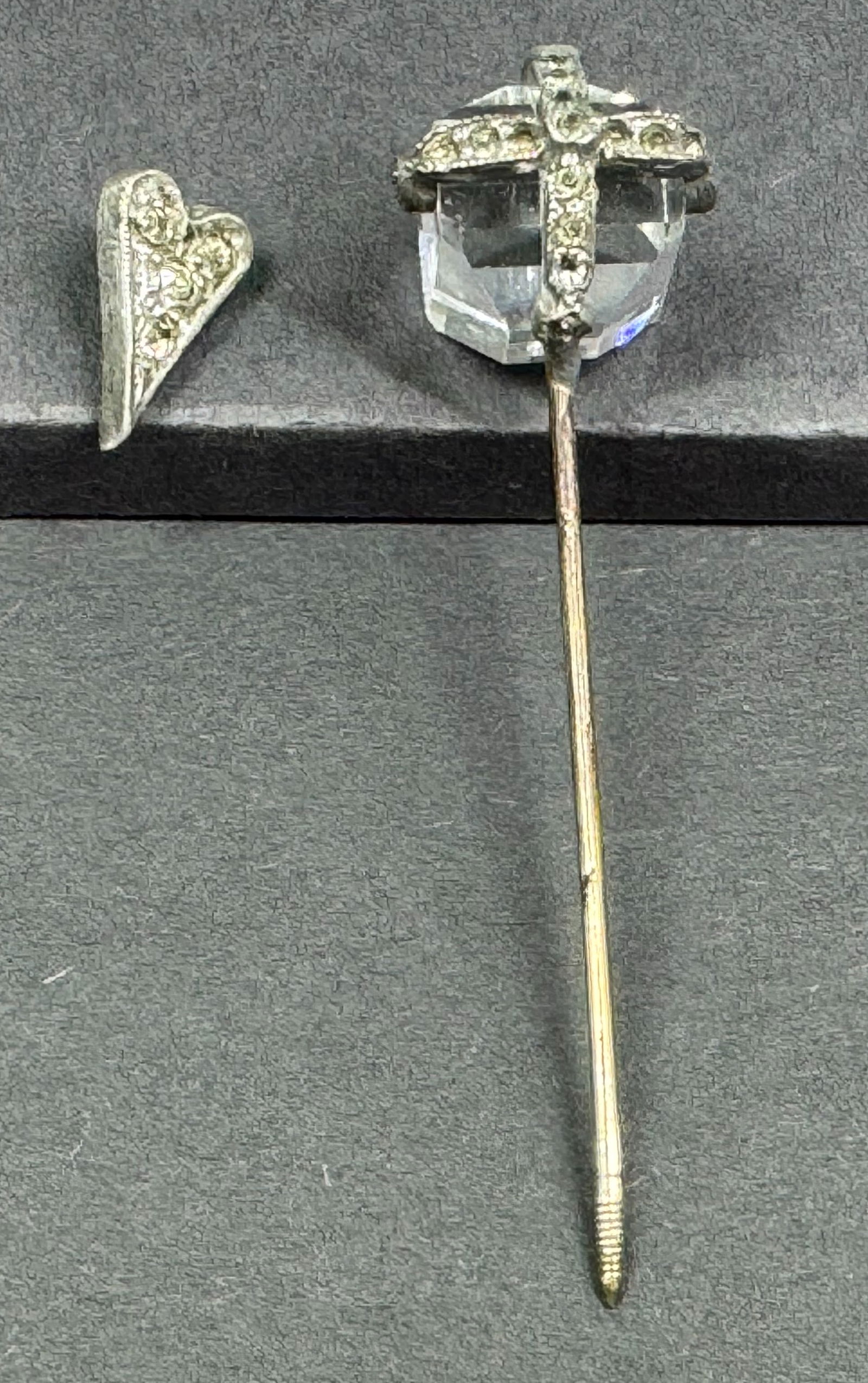 Antique art deco clear crystal bead rhinestones pot metal cross with heart scepter jabot pin: IN HOUSE FLAT SHIPPING & HANDLING COST WITHIN ALL THE U.S. : $7 To bypass LiveShipping, and use our In-House shipping service for $7 or shipping combined for multiple lots, please select “Arrange Yo