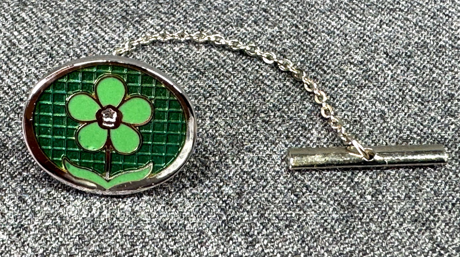 Vintage 1978 Tokyo green enamel silvertoned flower tie tack pin: IN HOUSE FLAT SHIPPING & HANDLING COST WITHIN ALL THE U.S. : $7 To bypass LiveShipping, and use our In-House shipping service for $7 or shipping combined for multiple lots, please select “Arrange Yo