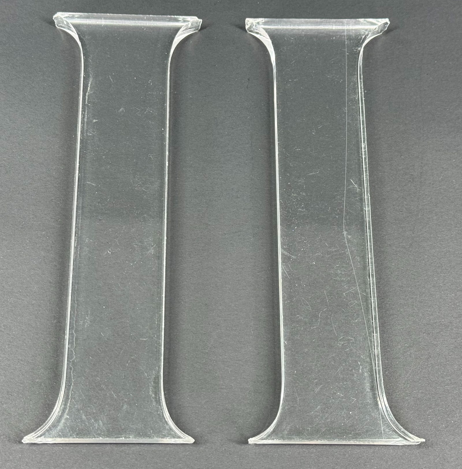 Vintage MCM clear lucite Letter I sign wall decor applique.: IN HOUSE FLAT SHIPPING & HANDLING COST WITHIN ALL THE U.S. : $10 To bypass LiveShipping, and use our In-House shipping service for $10 or shipping combined for multiple lots, please select “Arrange