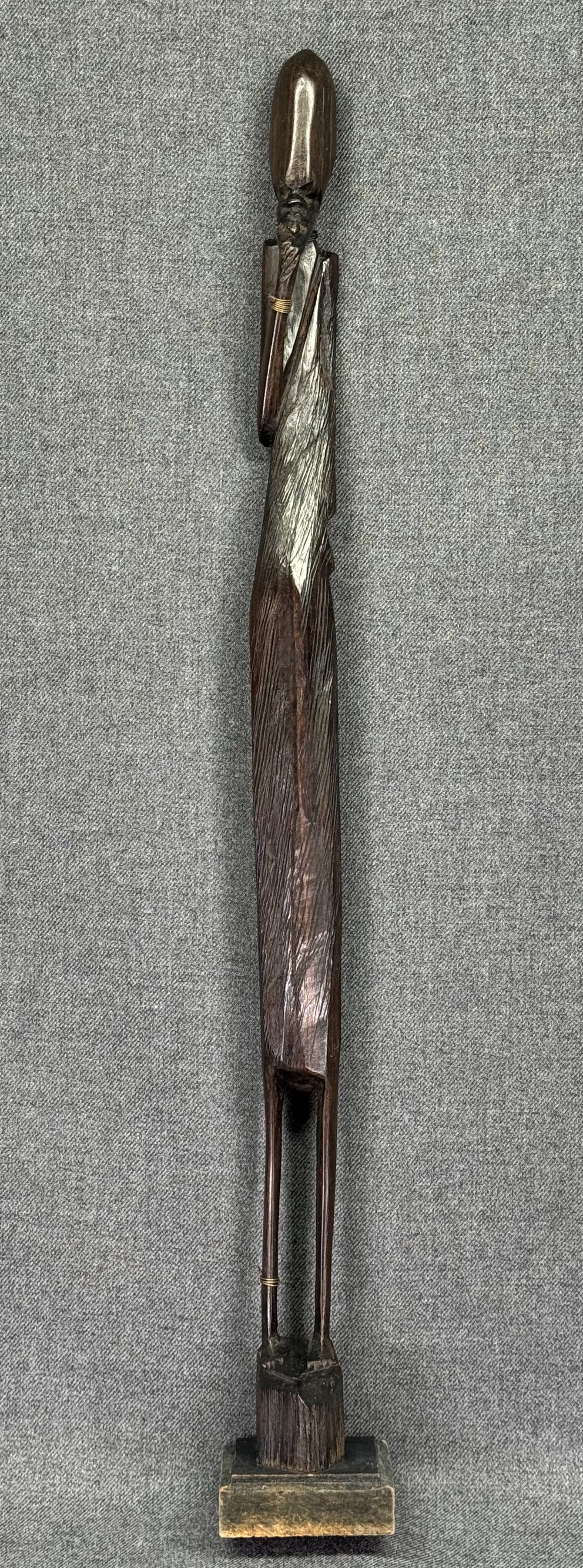 Vintage African The Thinker Carved Ebony Wood Sculpture.: IN HOUSE FLAT SHIPPING & HANDLING COST WITHIN ALL THE U.S. : $12 To bypass LiveShipping, and use our In-House shipping service for $12 or shipping combined for multiple lots, please select “Arrange