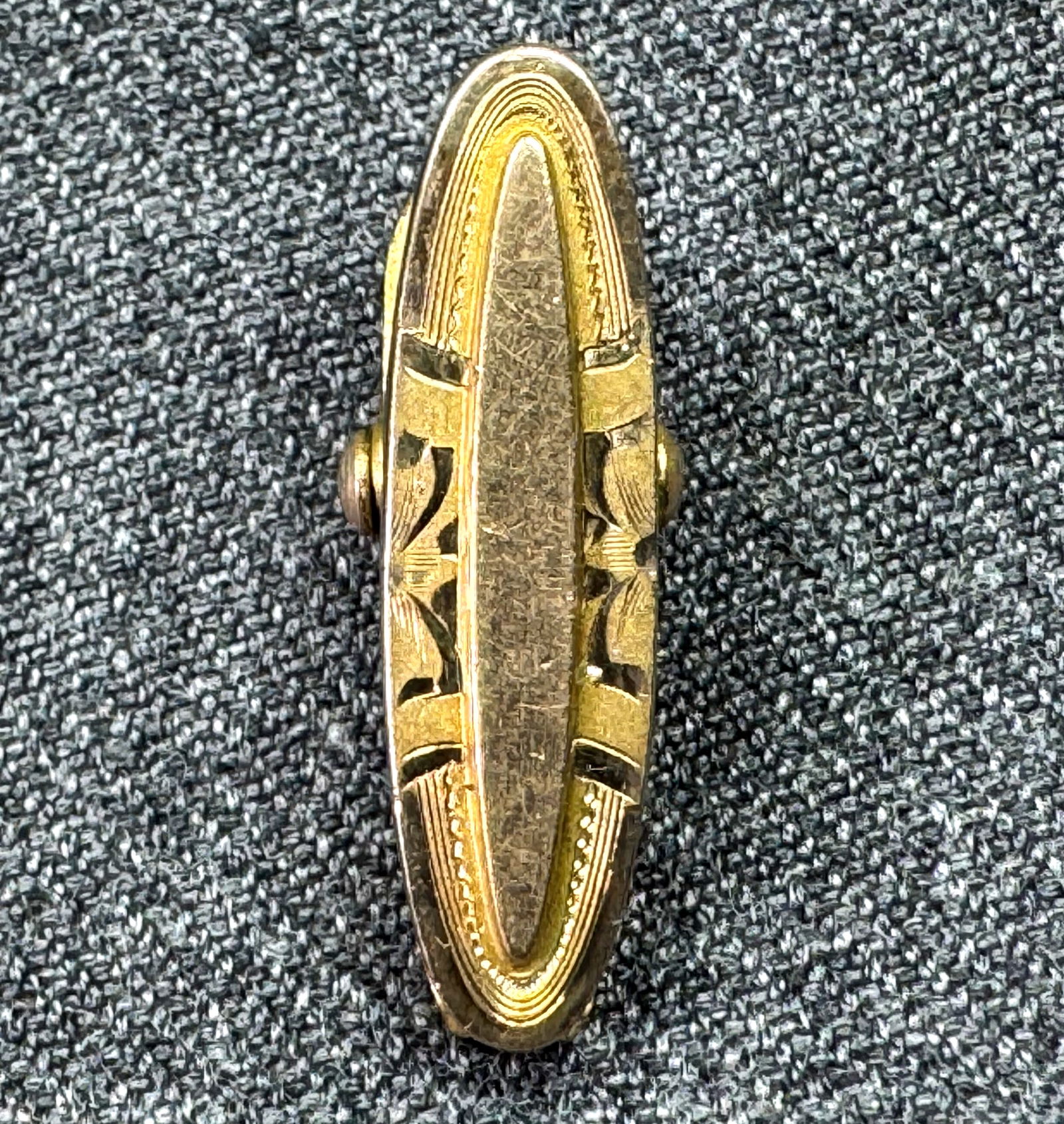 Antique George L Paine Co gold-filled & plated lingerie clip: IN HOUSE FLAT SHIPPING & HANDLING COST WITHIN ALL THE U.S. : 7 To bypass LiveShipping, and use our In-House shipping service for 7 or shipping combined for multiple lots, please select “Arrange