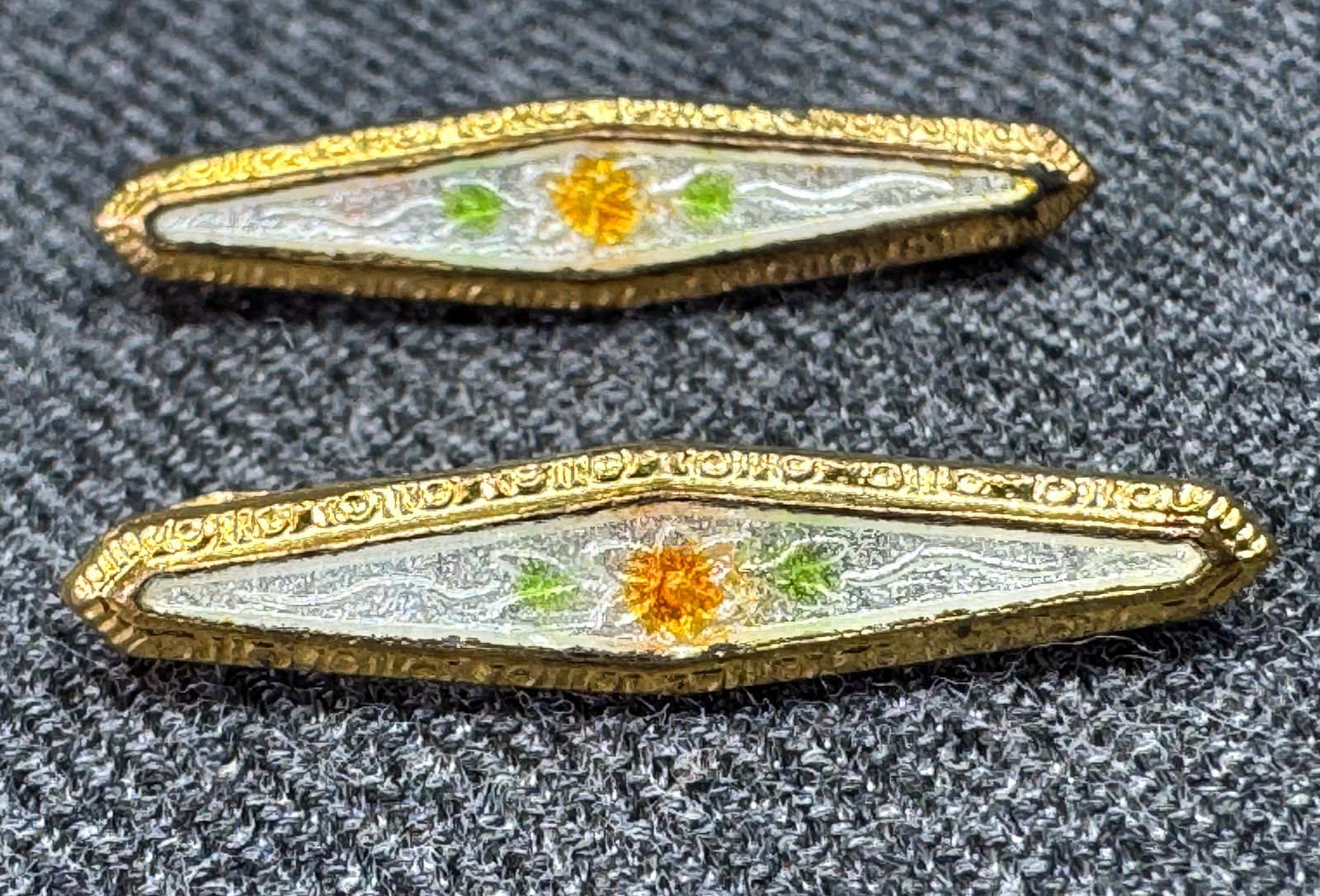 Antique enamel flower & leaves gold-plated lingerie brooch pin. Lot of 2: IN HOUSE FLAT SHIPPING & HANDLING COST WITHIN ALL THE U.S. : 7 To bypass LiveShipping, and use our In-House shipping service for 7 or shipping combined for multiple lots, please select “Arrange