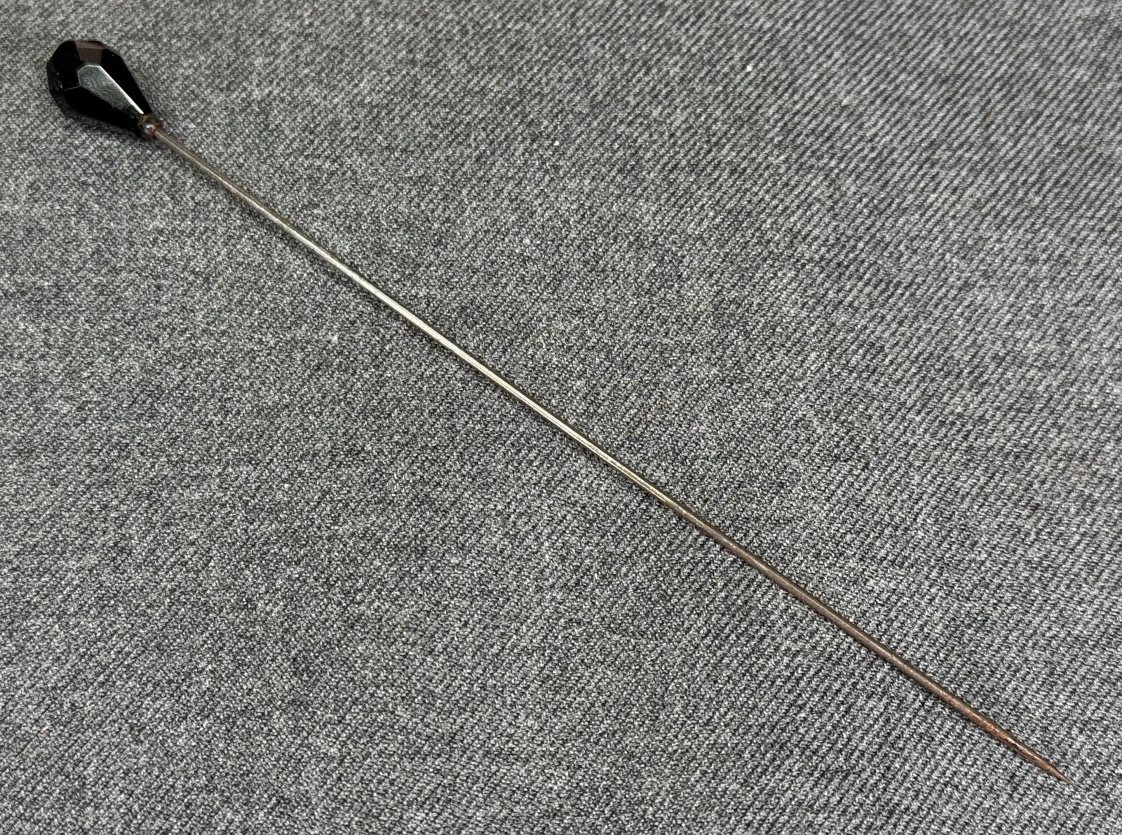 Antique art deco faceted black crystal hat pin: IN HOUSE FLAT SHIPPING & HANDLING COST WITHIN ALL THE U.S. : 7 To bypass LiveShipping, and use our In-House shipping service for 7 or shipping combined for multiple lots, please select “Arrange