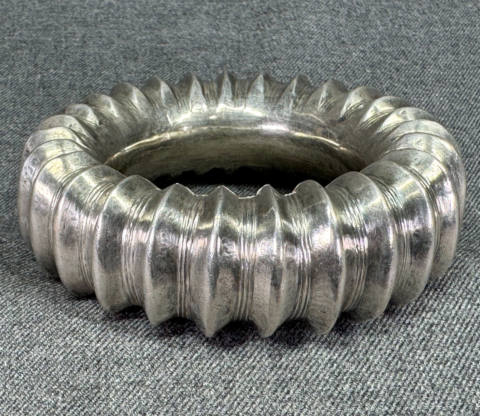 Vintage 1950s Vaghadia Rabari People, Gujarat, India Women’s Silver Bracelet: IN HOUSE FLAT SHIPPING & HANDLING COST WITHIN ALL THE U.S. : 7 To bypass LiveShipping, and use our In-House shipping service for 7 or shipping combined for multiple lots, please select “Arrange