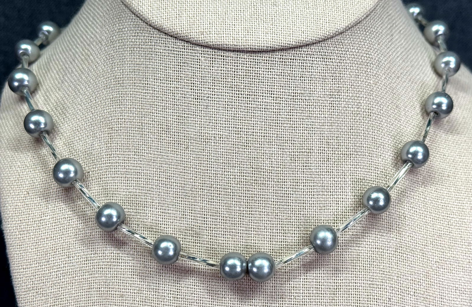 Artsy wired gray pearly & tube glass beads necklace: IN HOUSE FLAT SHIPPING & HANDLING COST WITHIN ALL THE U.S. : 7 To bypass LiveShipping, and use our In-House shipping service for 7 or shipping combined for multiple lots, please select “Arrange