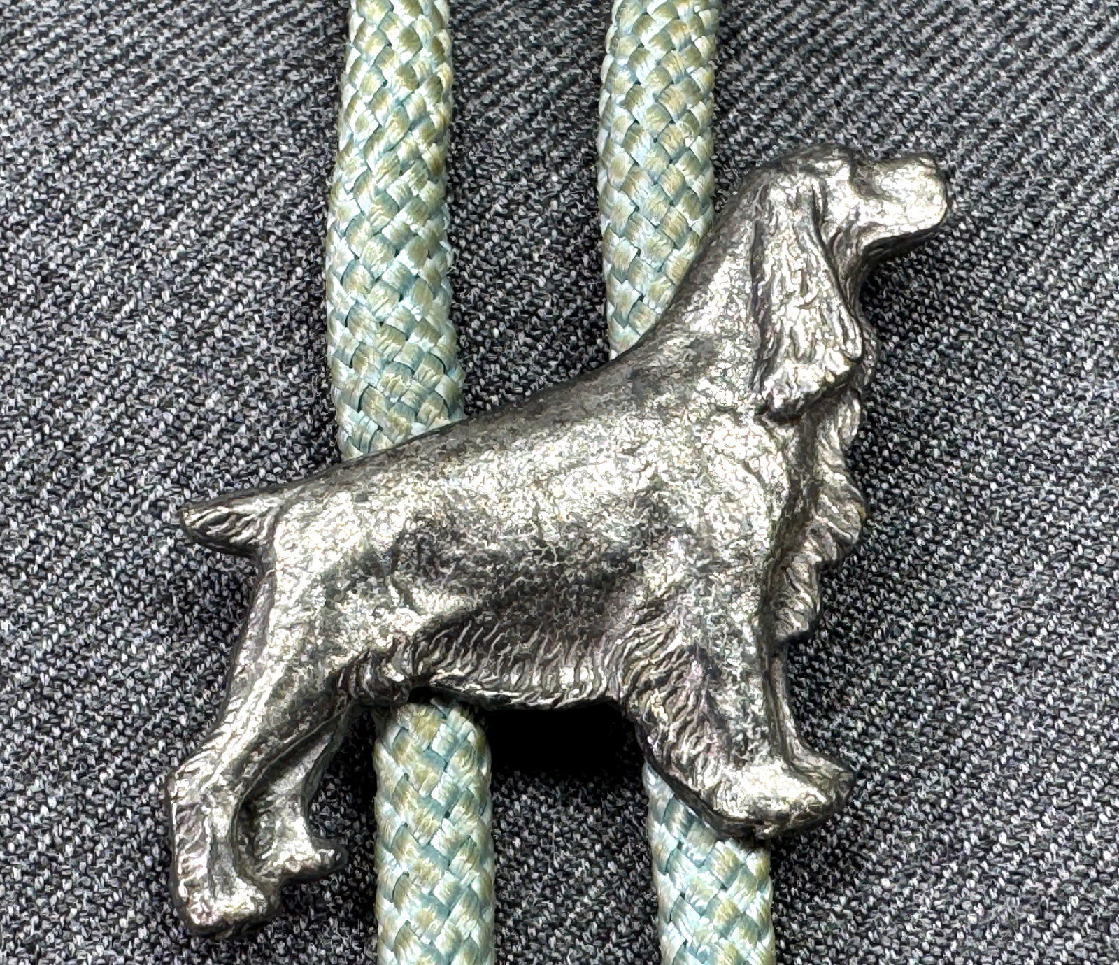 Vintage silver-toned dog bolo tie: IN HOUSE FLAT SHIPPING & HANDLING COST WITHIN ALL THE U.S. : 7 To bypass LiveShipping, and use our In-House shipping service for 7 or shipping combined for multiple lots, plase select “Arrange Y