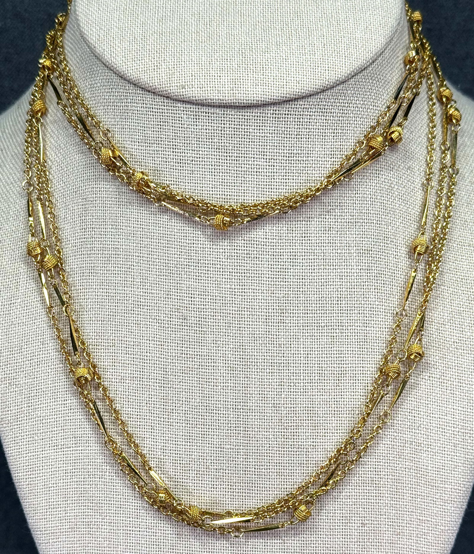 Vintage flapper style gold-toned knotted ball beads multi chain necklace: IN HOUSE FLAT SHIPPING & HANDLING COST WITHIN ALL THE U.S. : 7 To bypass LiveShipping, and use our In-House shipping service for 7 or shipping combined for multiple lots, plase select “Arrange Y