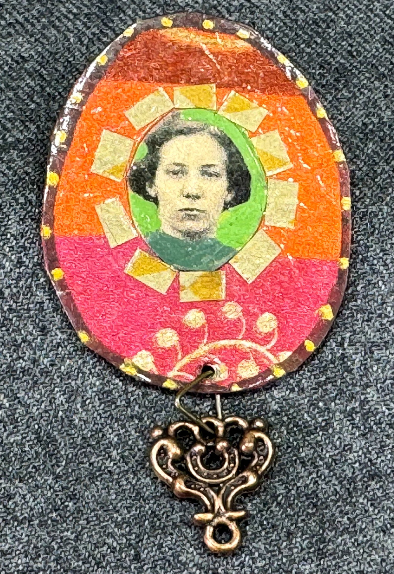 Vintage C. Pool handcrafted carboard and paper portrait with hanging charm pin brooch: IN HOUSE FLAT SHIPPING & HANDLING COST WITHIN ALL THE U.S. : 7 To bypass LiveShipping, and use our In-House shipping service for 7 or shipping combined for multiple lots, please select “Arrange