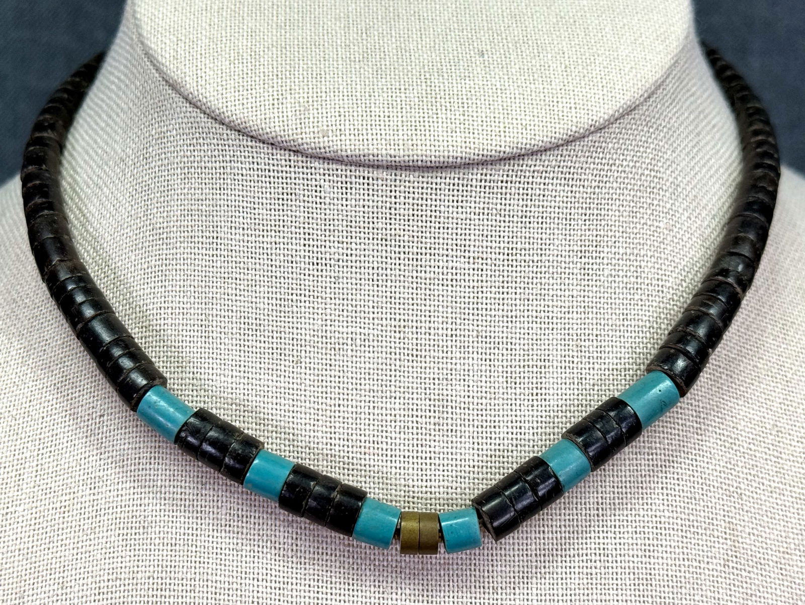 Vintage Santo Domingo style wooden, metal and turquoise resin beaded choker: IN HOUSE FLAT SHIPPING & HANDLING COST WITHIN ALL THE U.S. : 7 To bypass LiveShipping, and use our In-House shipping service for 7 or shipping combined for multiple lots, please select “Arrange