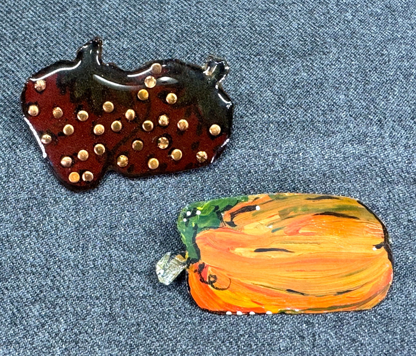 Vintage artsy enameled copper strawberries & Marsha 2001 painted tin pumpkin pin brooches: IN HOUSE FLAT SHIPPING & HANDLING COST WITHIN ALL THE U.S. : 7 To bypass LiveShipping, and use our In-House shipping service for 7 or shipping combined for multiple lots, please select “Arrange