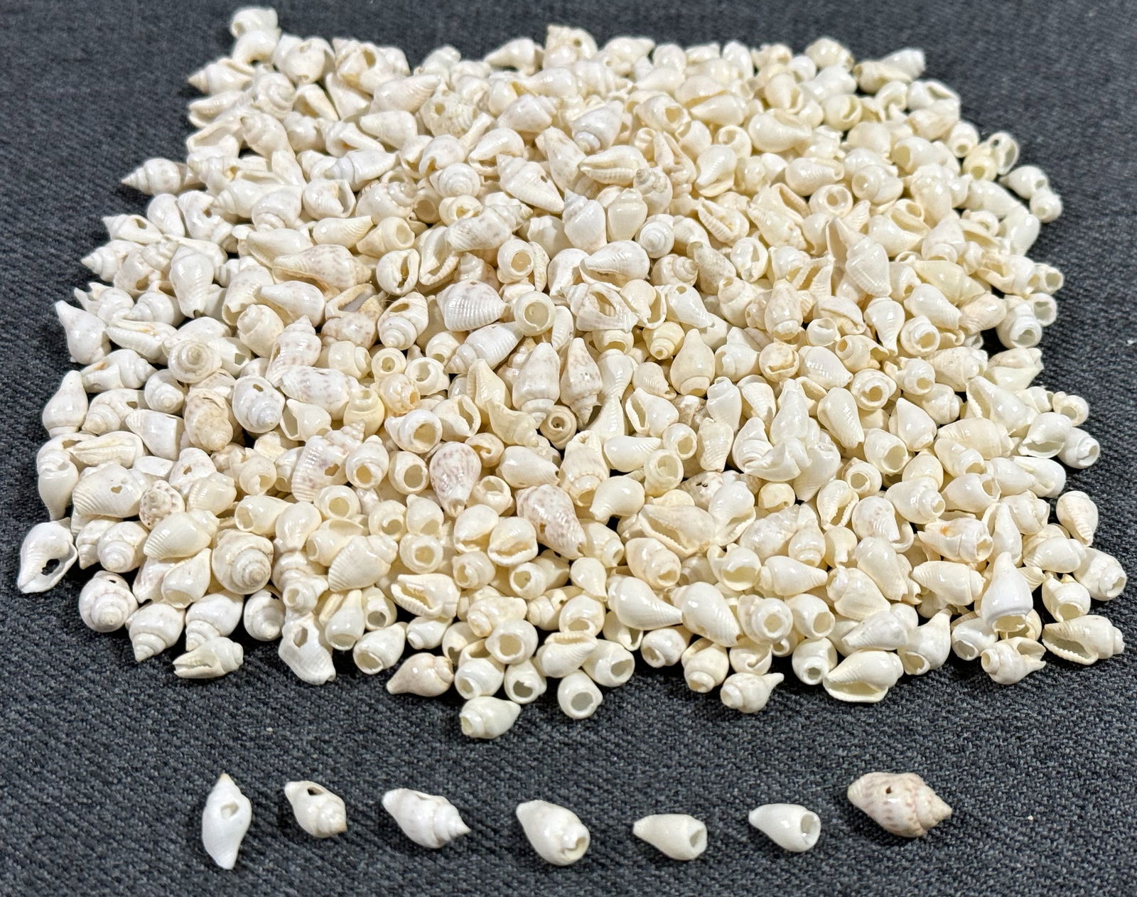 Vintage shell loose beads for jewelry crafts making: IN HOUSE FLAT SHIPPING & HANDLING COST WITHIN ALL THE U.S. : 7 To bypass LiveShipping, and use our In-House shipping service for 7 or shipping combined for multiple lots, please select “Arrange