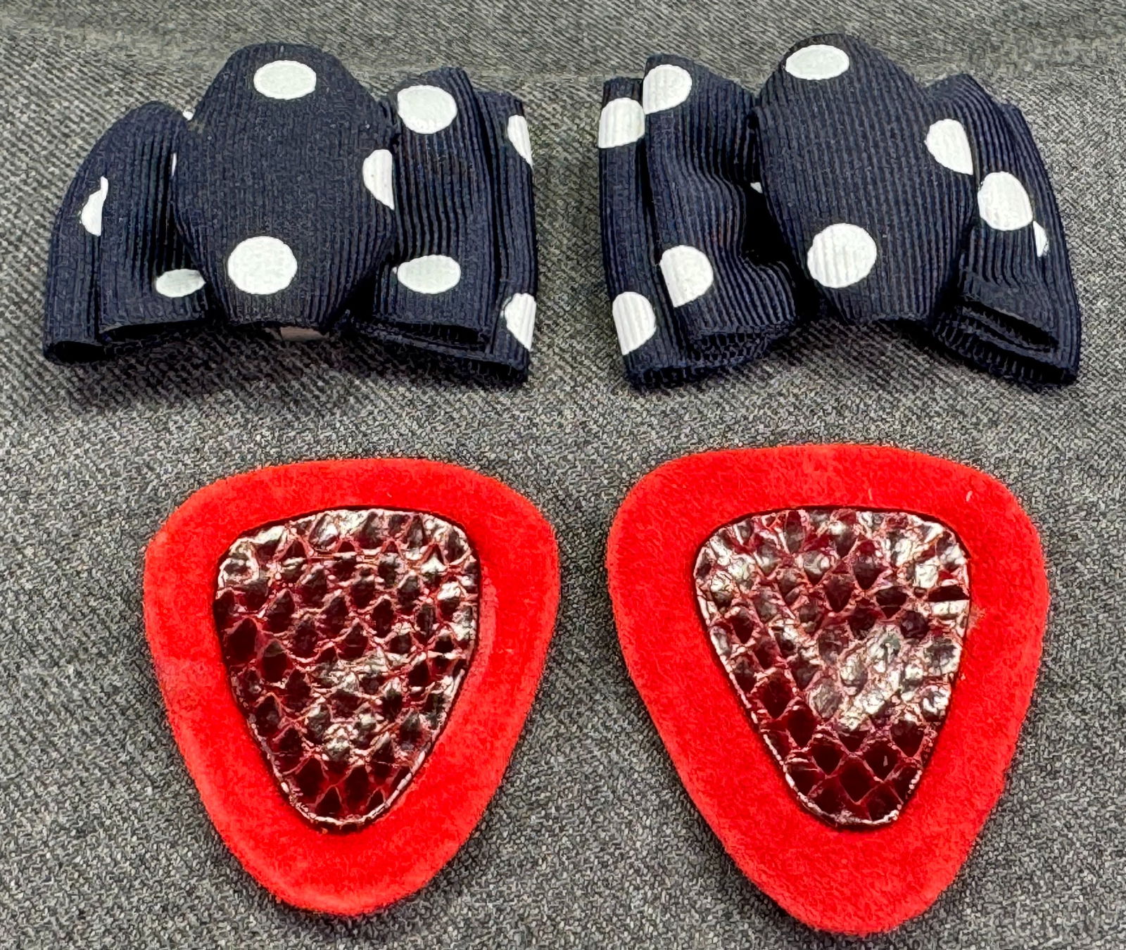 Vintage red suede & dotted white and blue bow shoe buckles clips: IN HOUSE FLAT SHIPPING & HANDLING COST WITHIN ALL THE U.S. : 7 To bypass LiveShipping, and use our In-House shipping service for 7 or shipping combined for multiple lots, please select “Arrange