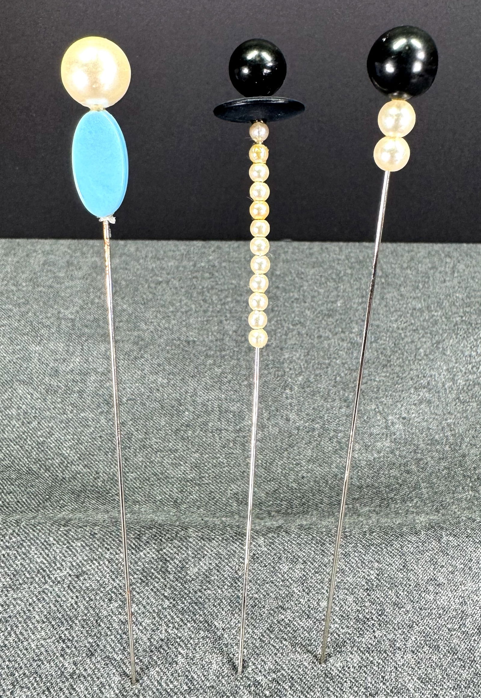 Vintage assorted pearly & plastic beads hat pin hatpins. Lot of 3: IN HOUSE FLAT SHIPPING & HANDLING COST WITHIN ALL THE U.S. : 7 To bypass LiveShipping, and use our In-House shipping service for 7 or shipping combined for multiple lots, please select “Arrange