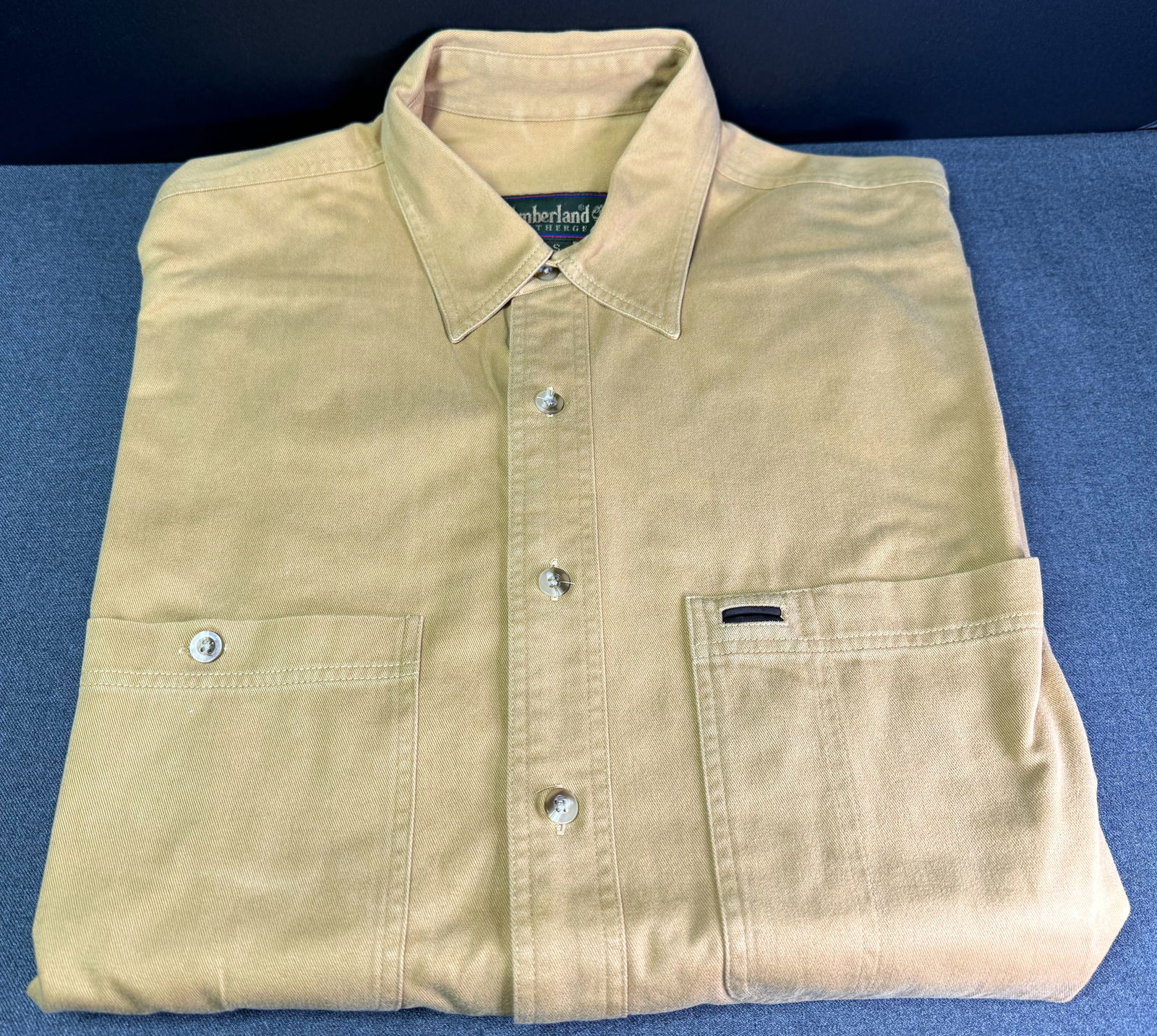 Vintage 90s Timberland Weathergear Men’s Shirt. 100 % cotton. Size S: IN HOUSE FLAT SHIPPING & HANDLING COST WITHIN ALL THE U.S. : 9 To bypass LiveShipping, and use our In-House shipping service for 9 or shipping combined for multiple lots, please select “Arrange