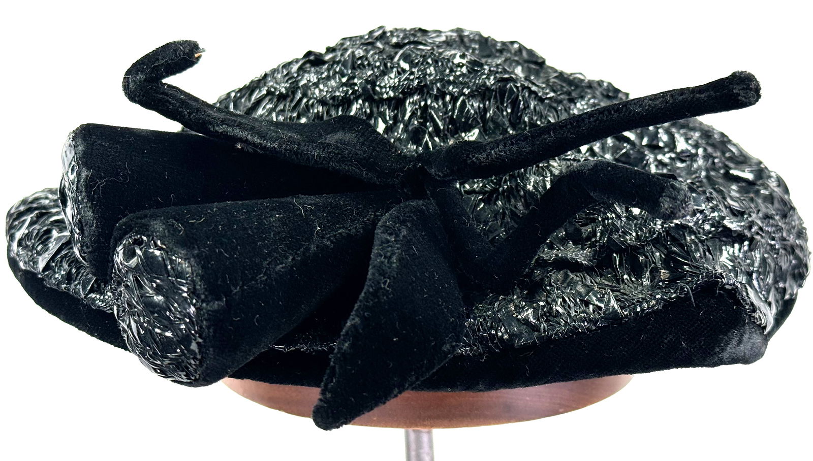 Vintage black raffia and velvet flowers appliques hat.: IN HOUSE FLAT SHIPPING & HANDLING COST WITHIN ALL THE U.S. : 10 To bypass LiveShipping, and use our In-House shipping service for 10 or shipping combined for multiple lots, please select “Arrang
