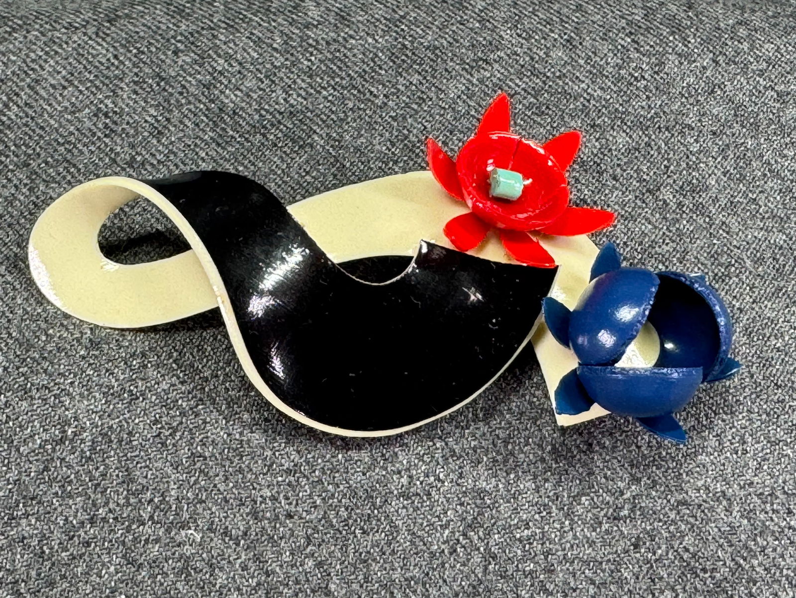 Vintage flapper celluloid flower applique for jewelry, millinery hat making.: IN HOUSE FLAT SHIPPING & HANDLING COST WITHIN ALL THE U.S. : 7 To bypass LiveShipping, and use our In-House shipping service for 7 or shipping combined for multiple lots, please select “Arrange