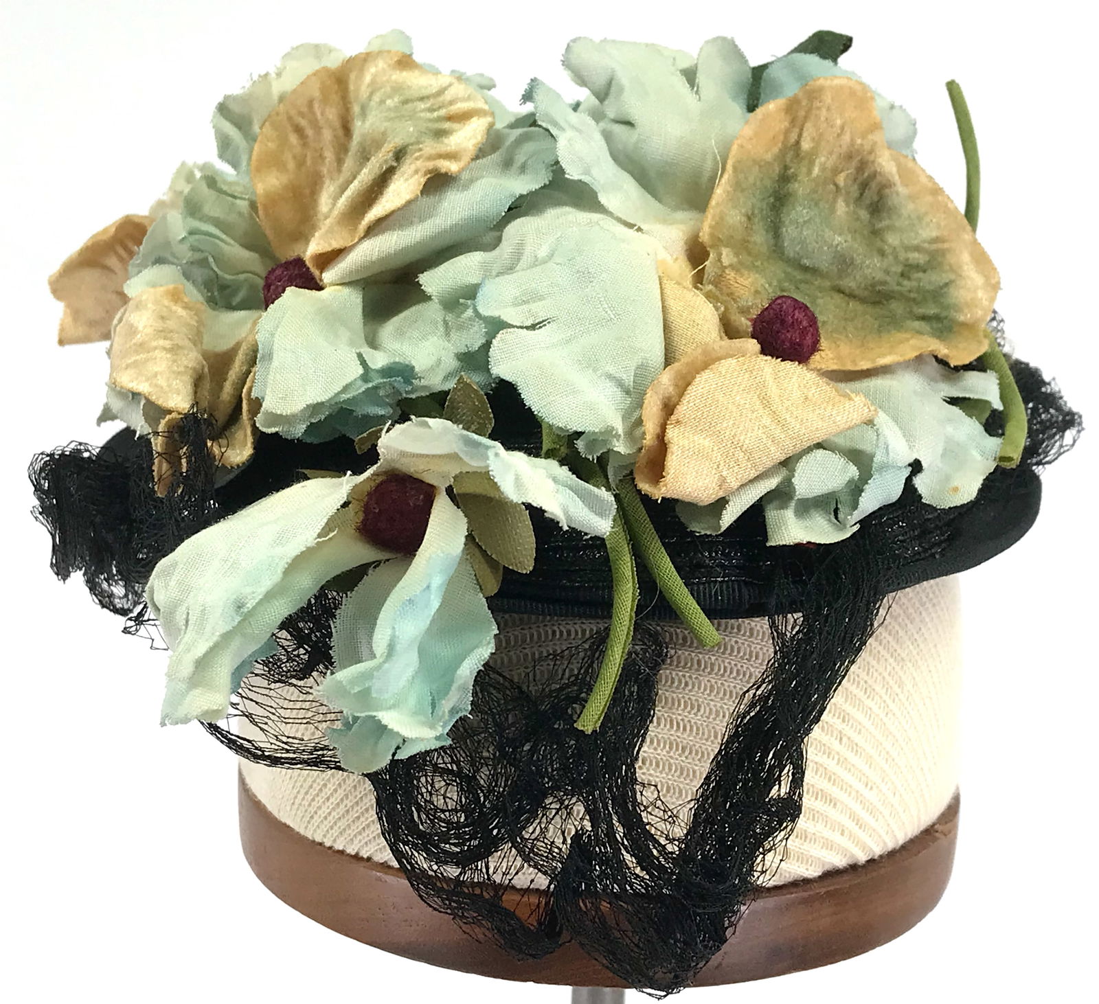 Vintage Creamy & Skyblue Fabric Flowers & Leaves Whimsy Hat. Black Raffia, grosgrain & tulle: IN HOUSE FLAT SHIPPING & HANDLING COST WITHIN ALL THE U.S. : 10 To bypass LiveShipping, and use our In-House shipping service for 10 or shipping combined for multiple lots, please select “Arrang