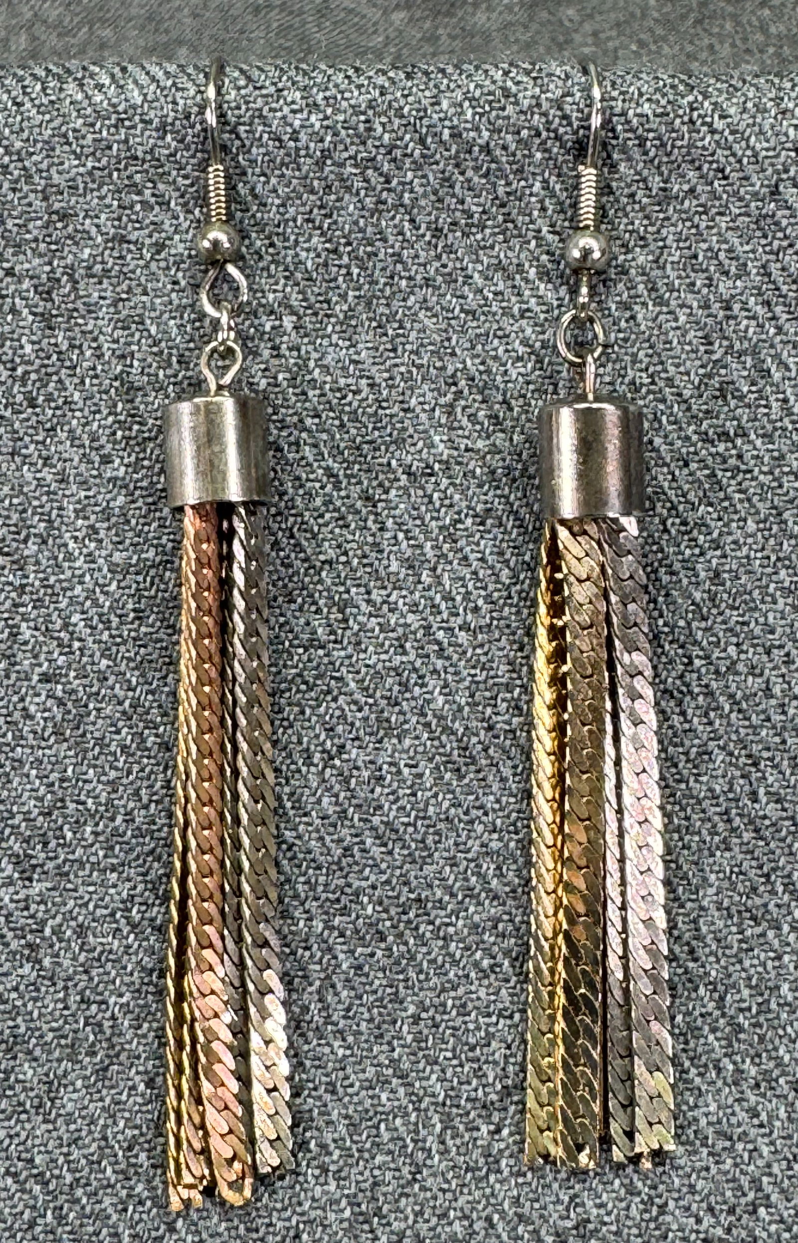 Vintage tricolor chain tassel hook earrings: IN HOUSE FLAT SHIPPING & HANDLING COST WITHIN ALL THE U.S. : $7 To bypass LiveShipping, and use our In-House shipping service for $7 or shipping combined for multiple lots, please select “Arrange Yo