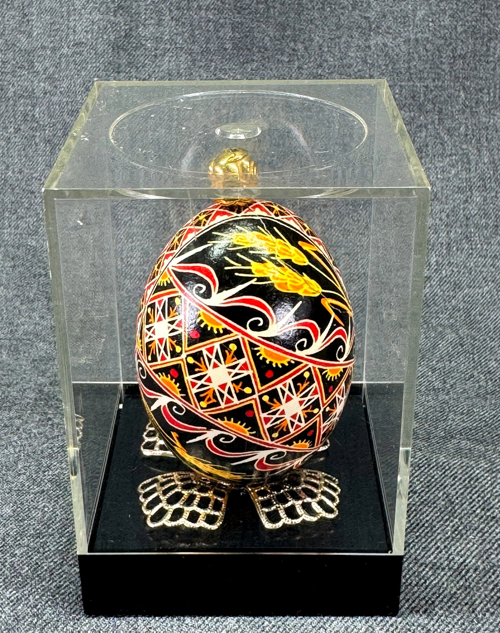 Hand Painted Ukrainian Pysanky Easter Egg in Lucite Case. Signed.: IN HOUSE FLAT SHIPPING & HANDLING COST WITHIN ALL THE U.S. : $7 To bypass LiveShipping, and use our In-House shipping service for $7 or shipping combined for multiple lots, please select “Arrange Yo