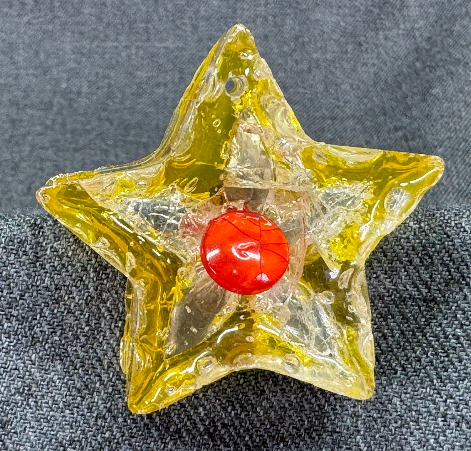 Vintage Diana Spyros resin star brooch pin (1 of 5)