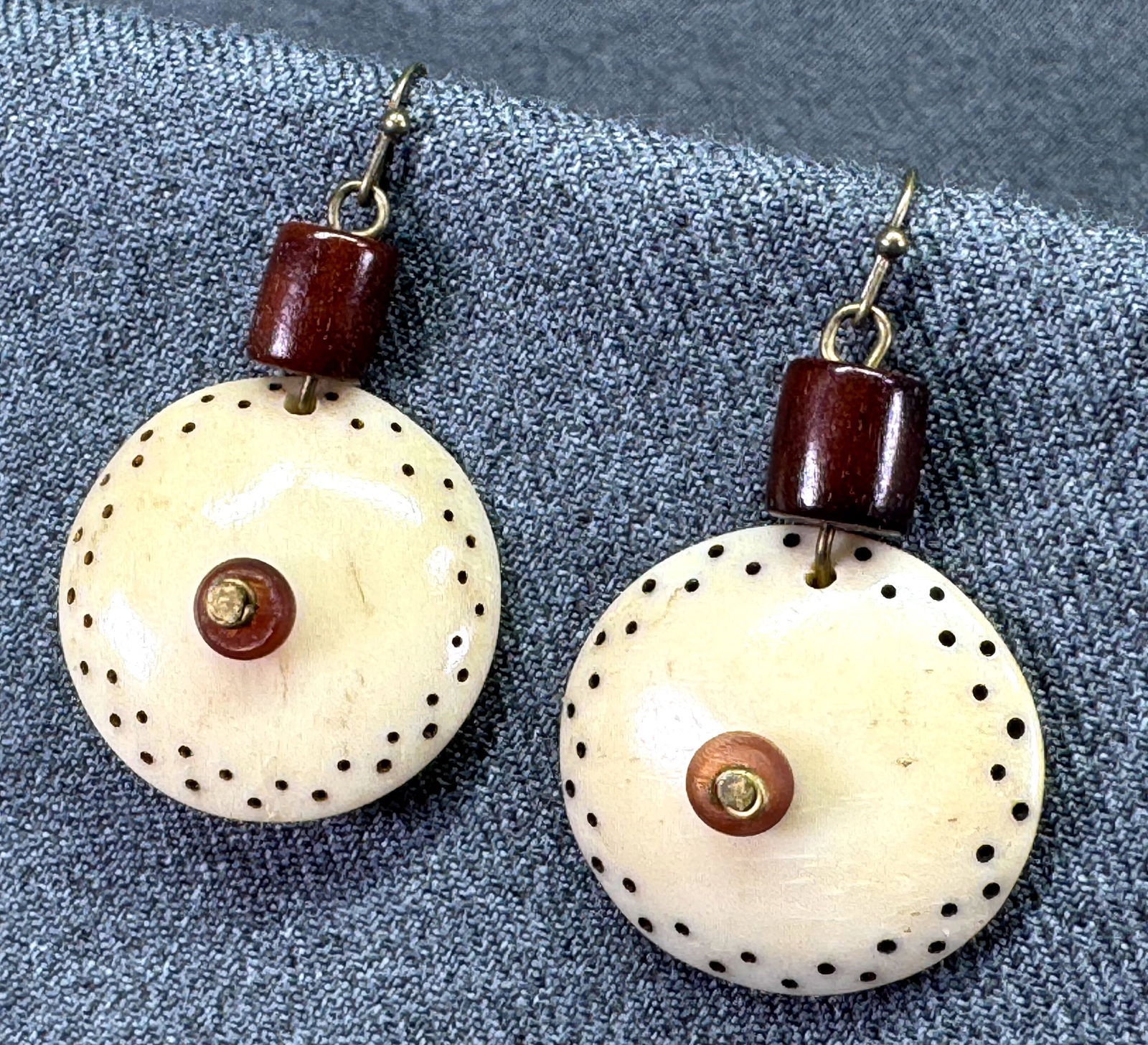 Vintage ethnic style bone, horn & wooden beads hook earrings (1 of 4)