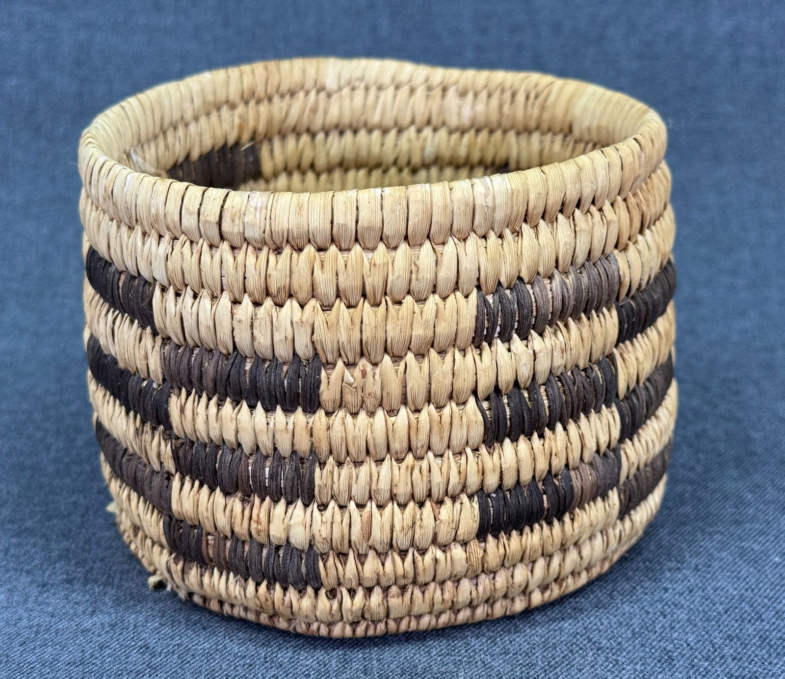 Vintage Native American Tohono O’odham Papago Basket (1 of 8)