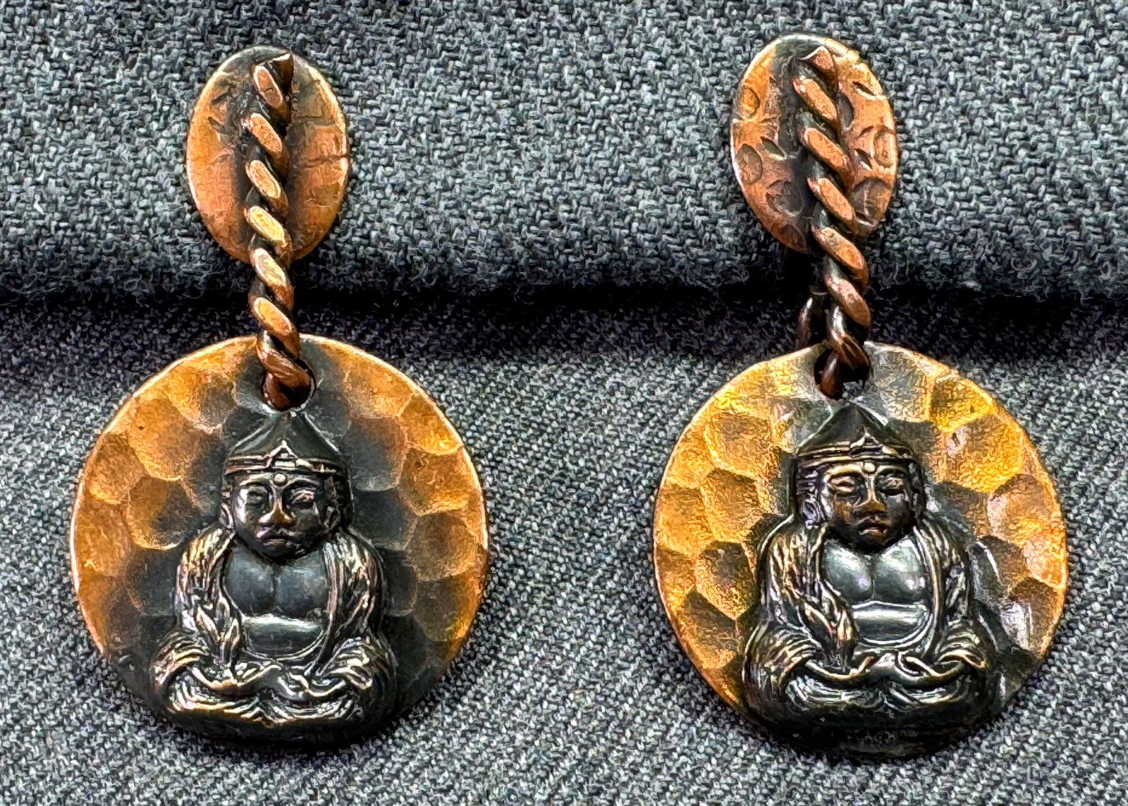 Vintage Buddha copper screw back earrings: IN HOUSE FLAT SHIPPING & HANDLING COST WITHIN ALL THE U.S. : $7 To bypass LiveShipping, and use our In-House shipping service for $7 or shipping combined for multiple lots, please select “Arrange Yo