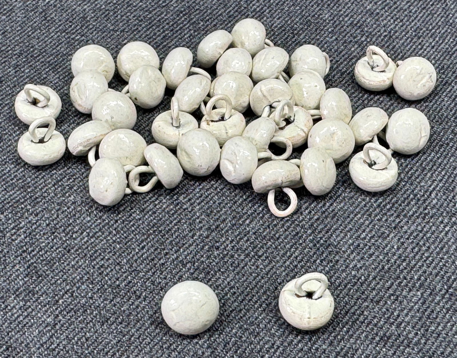 Vintage whitish shoe buttons. Lot of 36 (1 of 3)