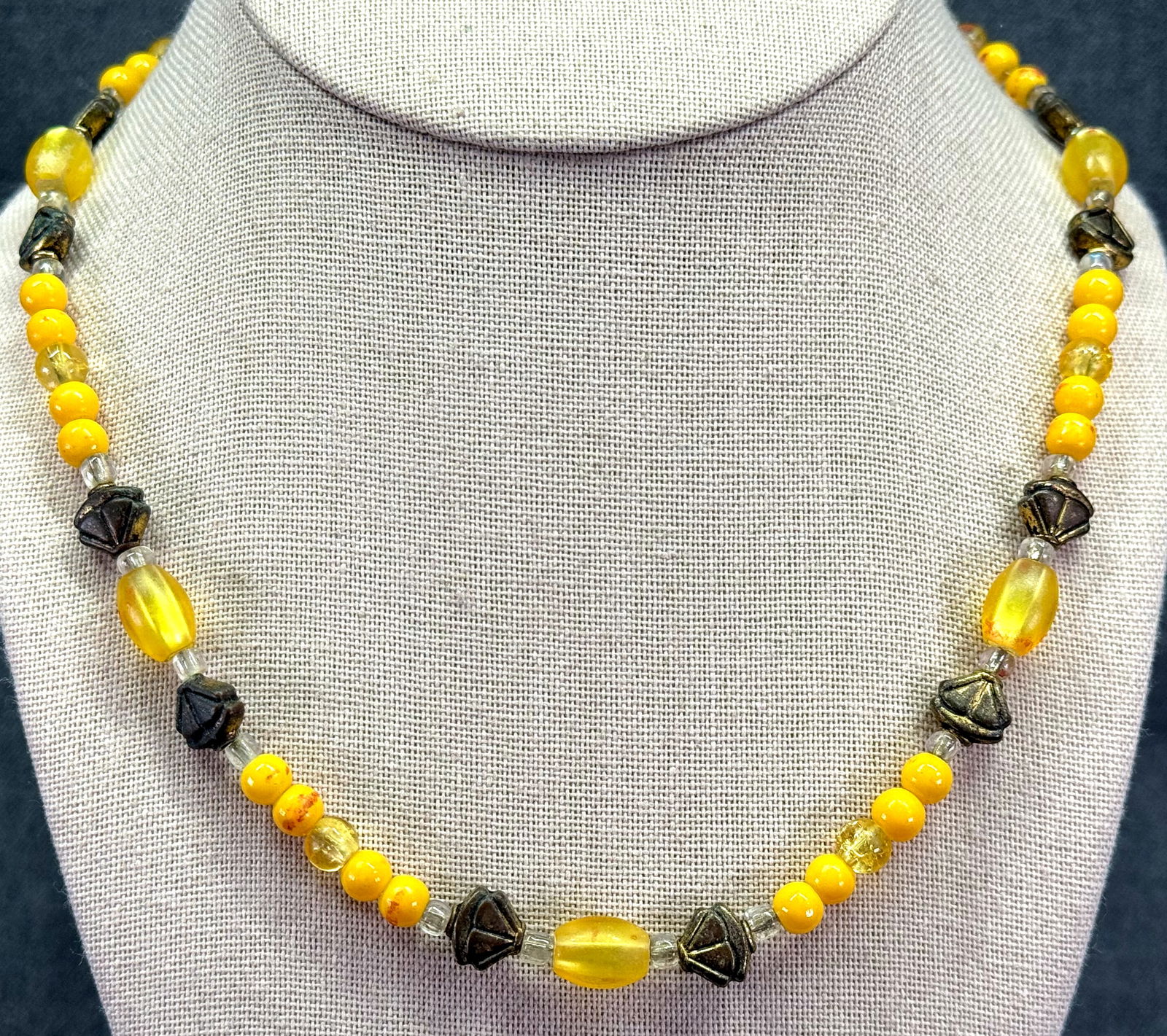 Vintage yellow & golden plastic collar necklace: IN HOUSE FLAT SHIPPING & HANDLING COST WITHIN ALL THE U.S. : $7 To bypass LiveShipping, and use our In-House shipping service for $7 or shipping combined for multiple lots, please select “Arrange Yo