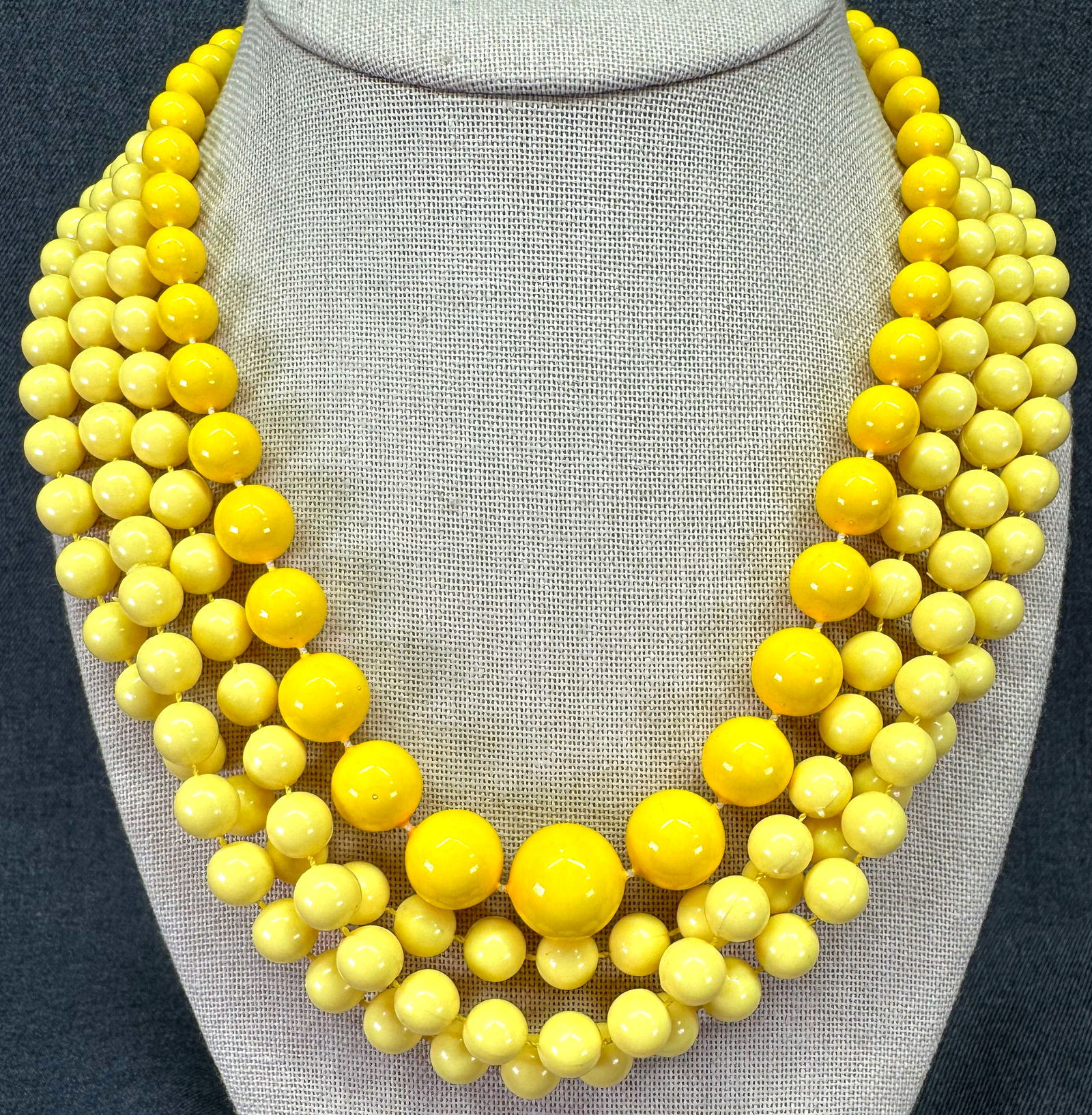 Vintage brilliant & flapper style light yellow thermoplastic beads necklaces (1 of 7)