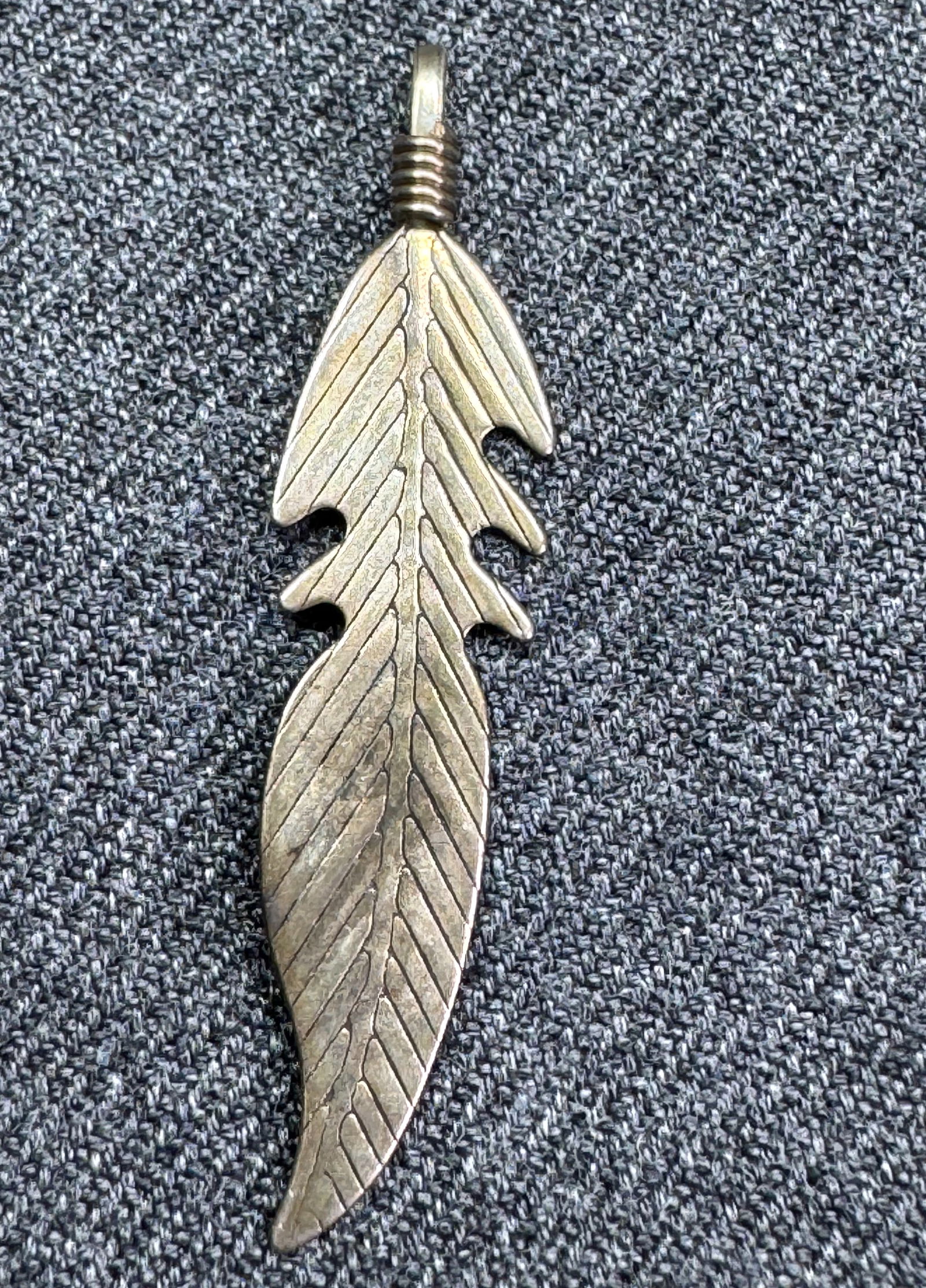 Vintage Sterling Silver Navajo Feather Charm Pendant (1 of 4)