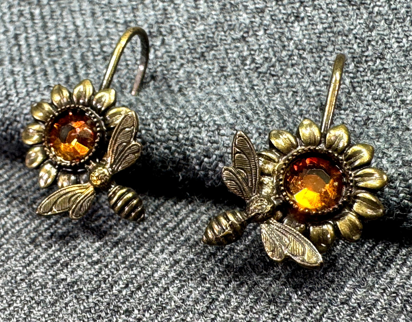 Vintage bee on flower golden crystal bronze color pierced earrings (1 of 6)