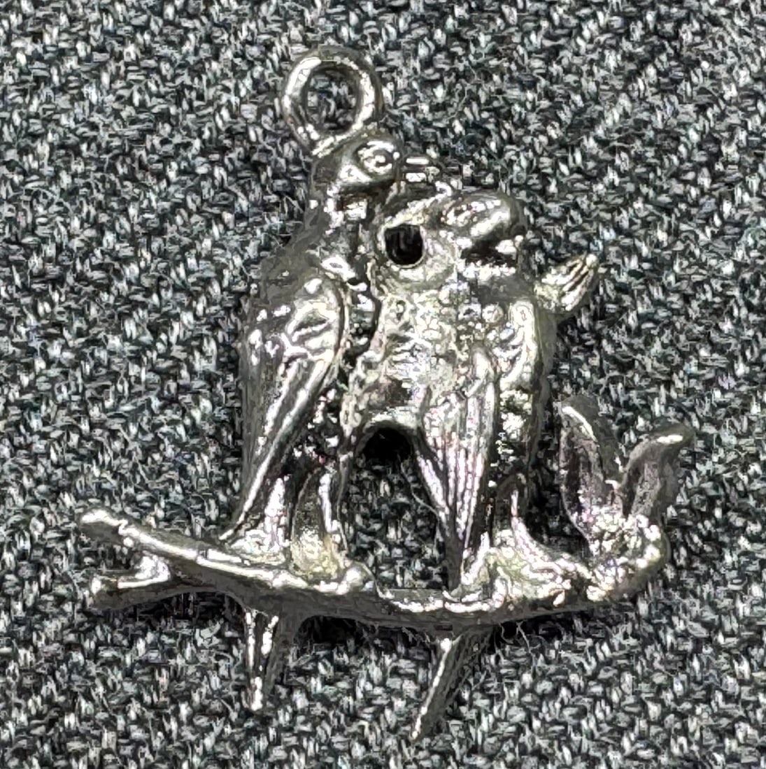 Vintage sterling silver loving birds bracelet charm pendant (1 of 5)