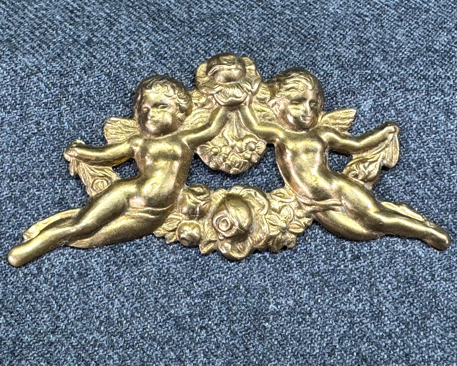 Vintage stamped brass angels and flowers garlands applique jewelry / crafts making: IN HOUSE FLAT SHIPPING & HANDLING COST WITHIN ALL THE U.S. : $7 To bypass LiveShipping, and use our In-House shipping service for $7 or shipping combined for multiple lots, please select “Arrange Yo